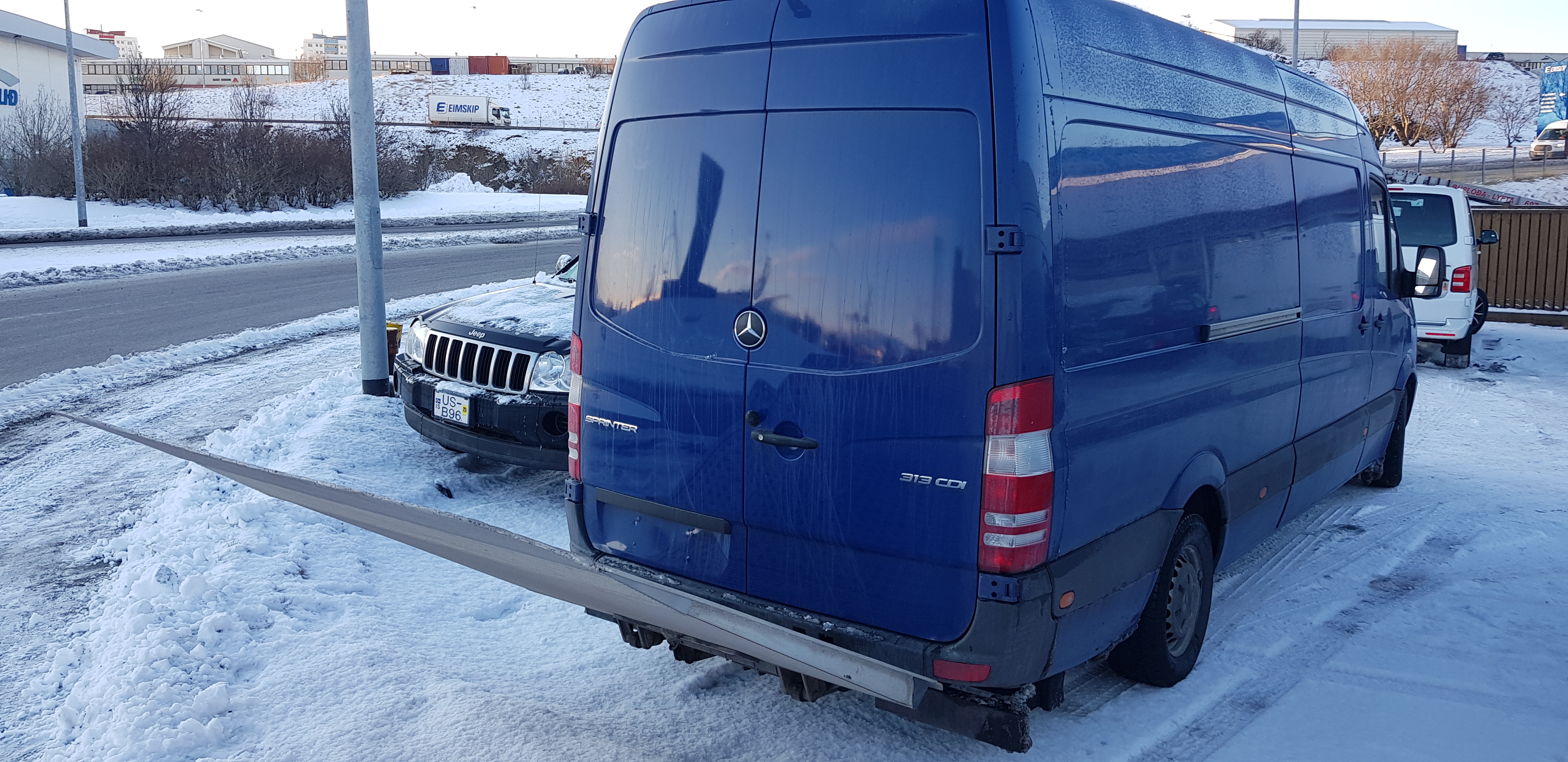 Selt - Sendibílalyfta - var á Sprinter 6