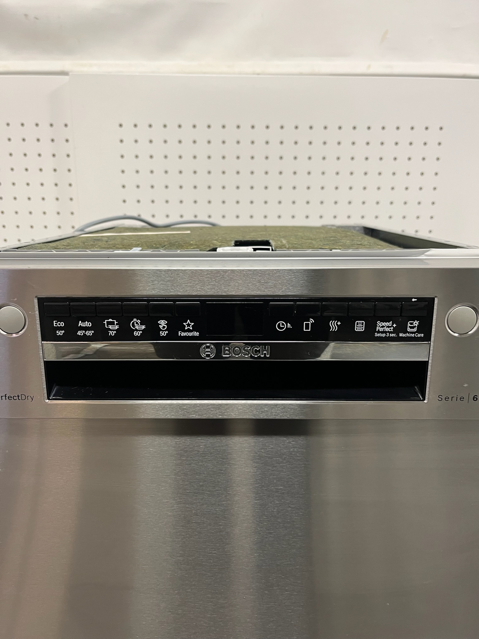 SELT / SOLD Bosch uppþvottavél, 45sm. 3