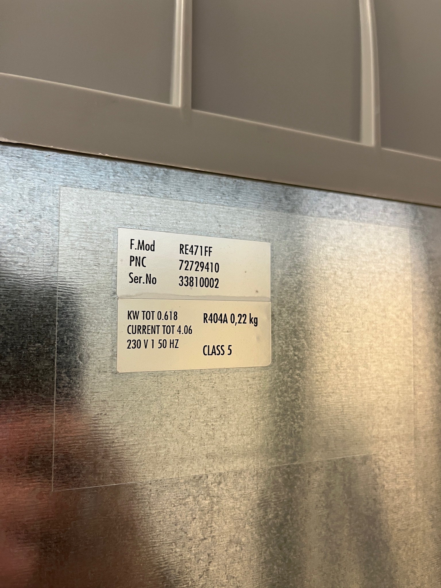 SELT / SOLD Zanussi frystiskápur, 670L, H206 x D83 x B71 sm. 12