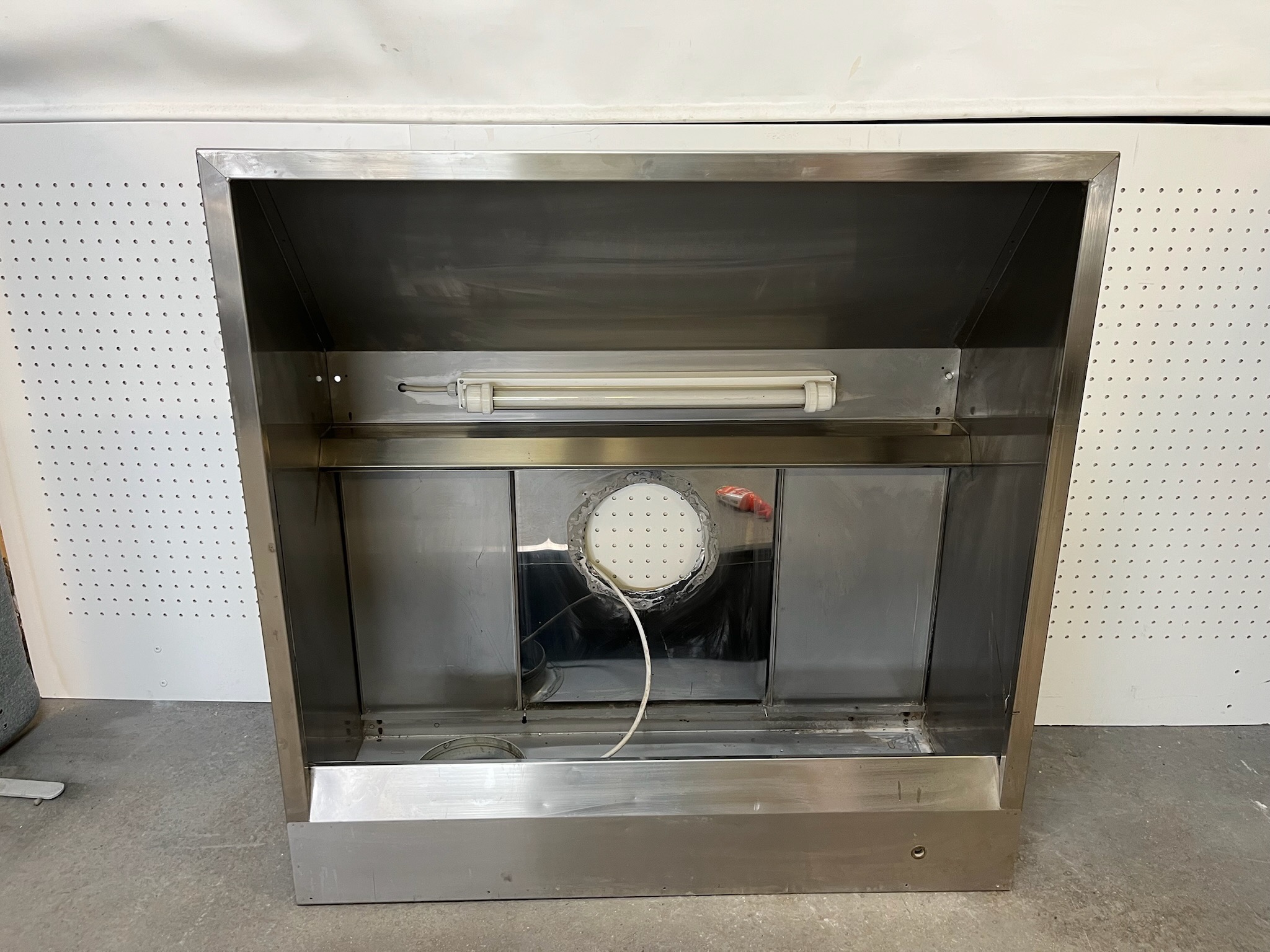 SELT / SOLD Háfur, B110xD40xH110 sm. 2