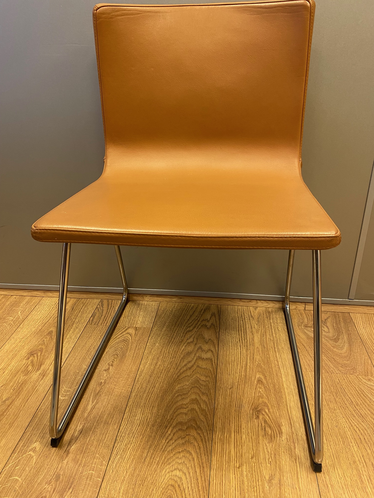 SELT / SOLD Fundarstóll frá IKEA - Ljósbrúnn, leður