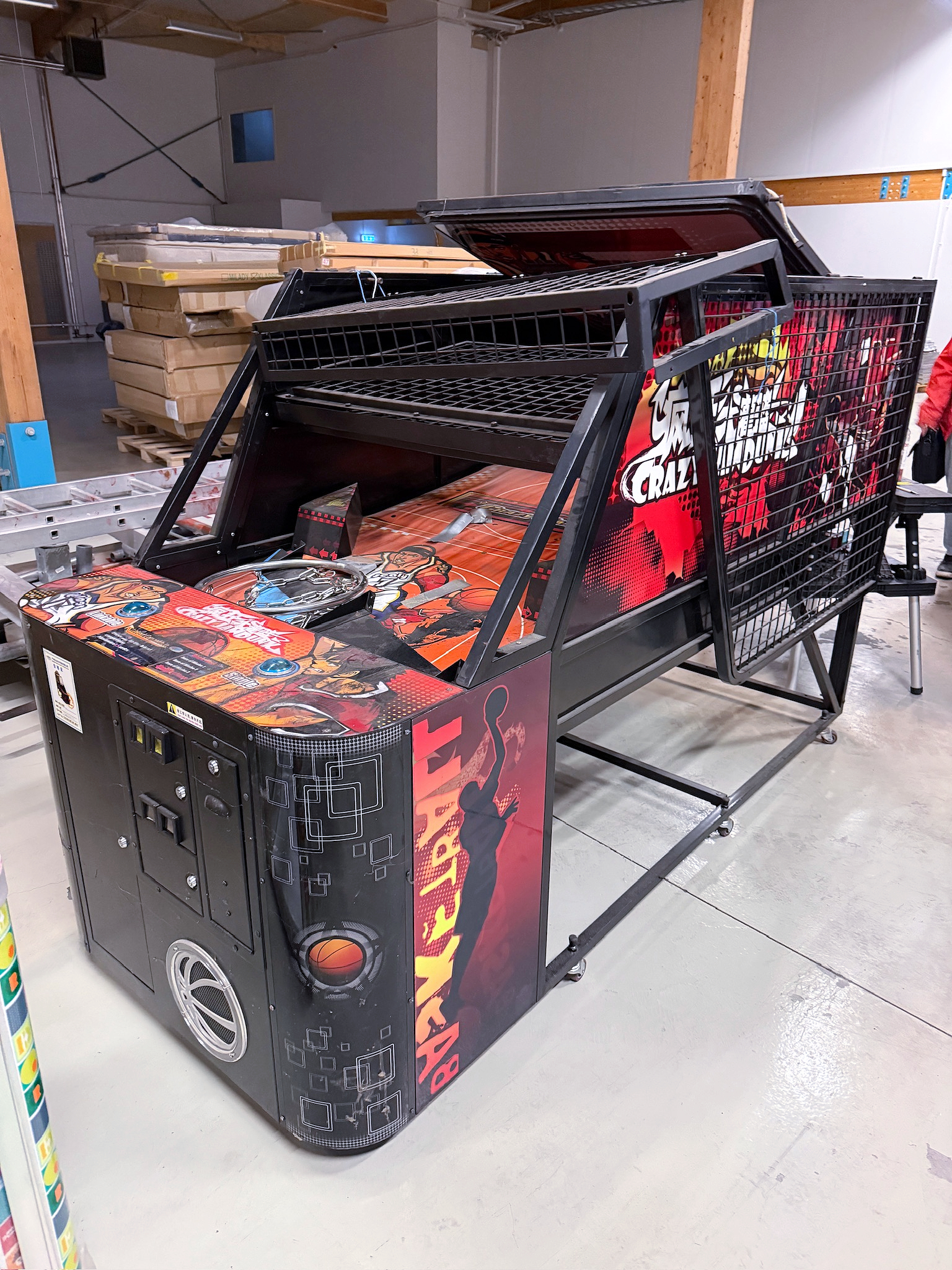 SELT / SOLD Körfuboltaspil – „Crazy Jam Dunk“ 2