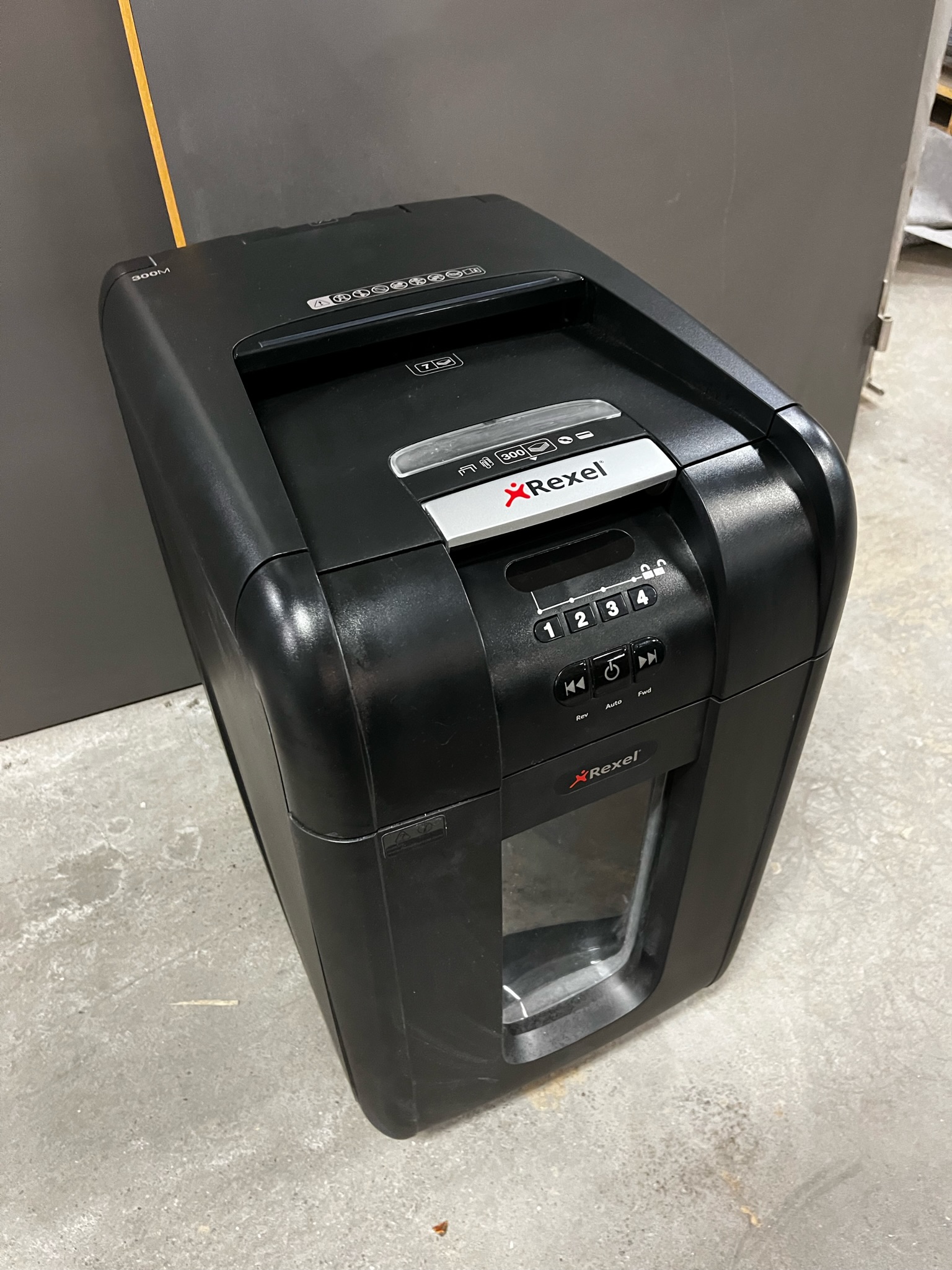SELT / SOLD Rexel Auto+ 300X - P5 tætari 3