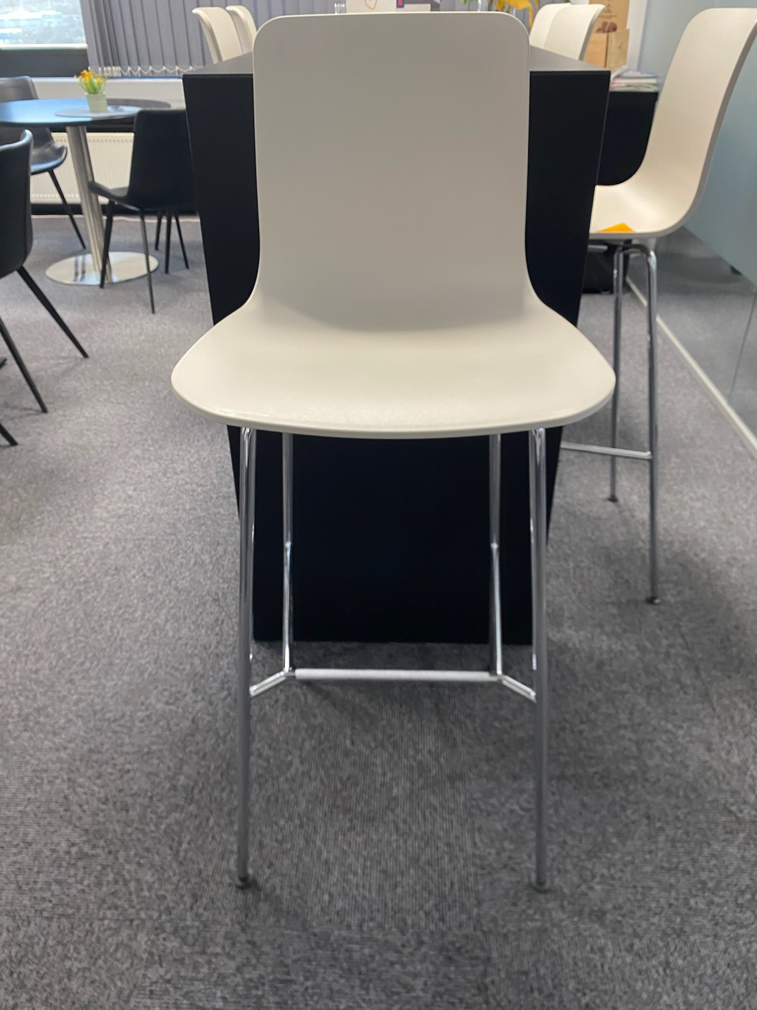 SELT / SOLD Vitra barstólar frá Pennanum