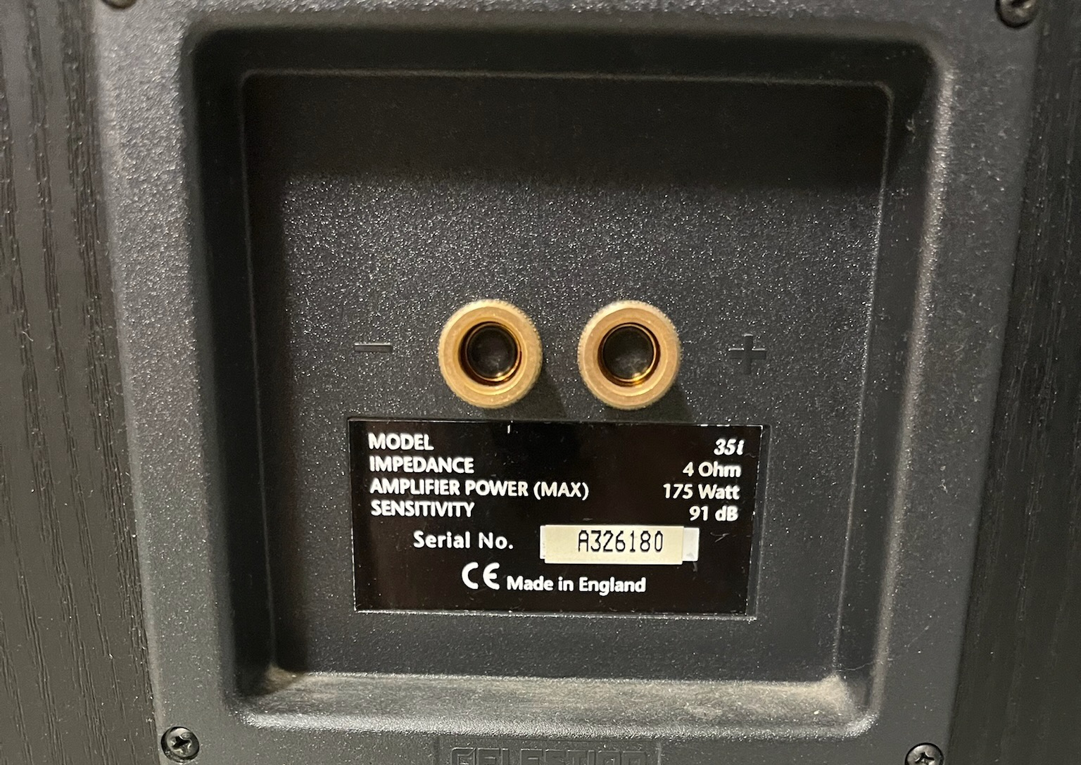 SELT / SOLD Celestion hátalarar, 175W H90 x L34 x B27 sm. 3