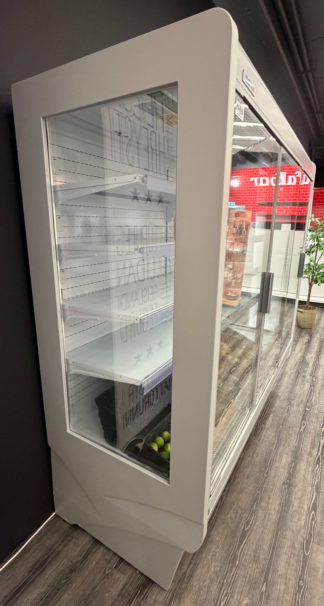 SELT / SOLD De Rigo 3ja glerhurða kælir 3