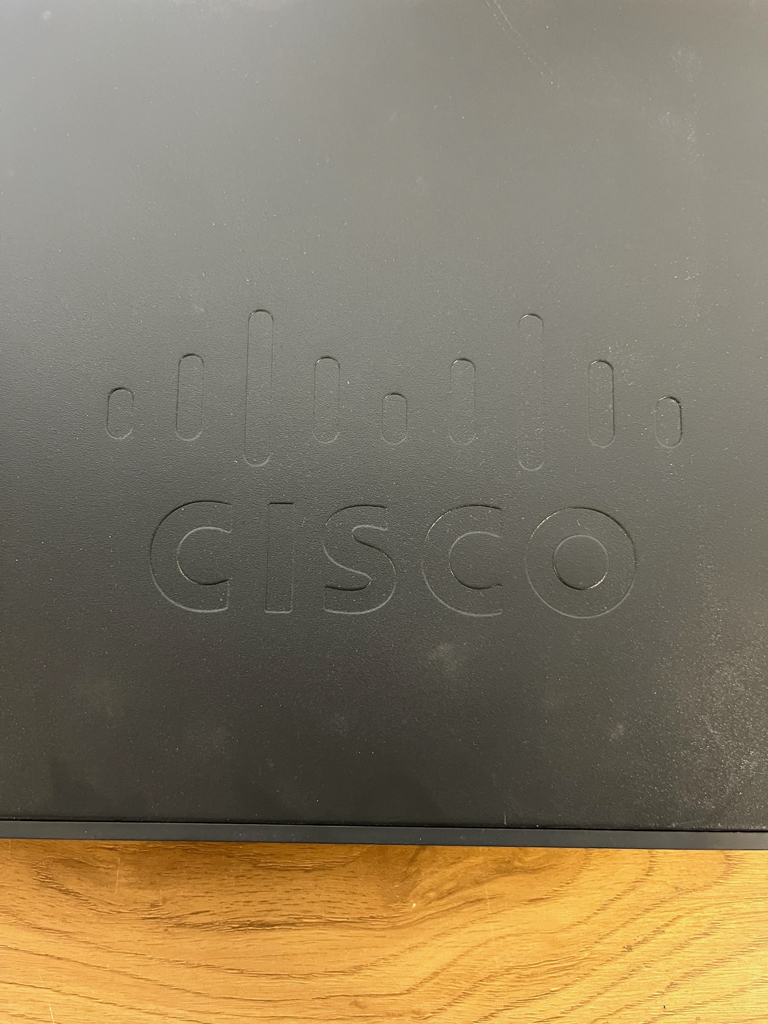 Cisco Catalyst 2960-X Sviss, 24xGigE/2x10G SFP+/LAN Base 4