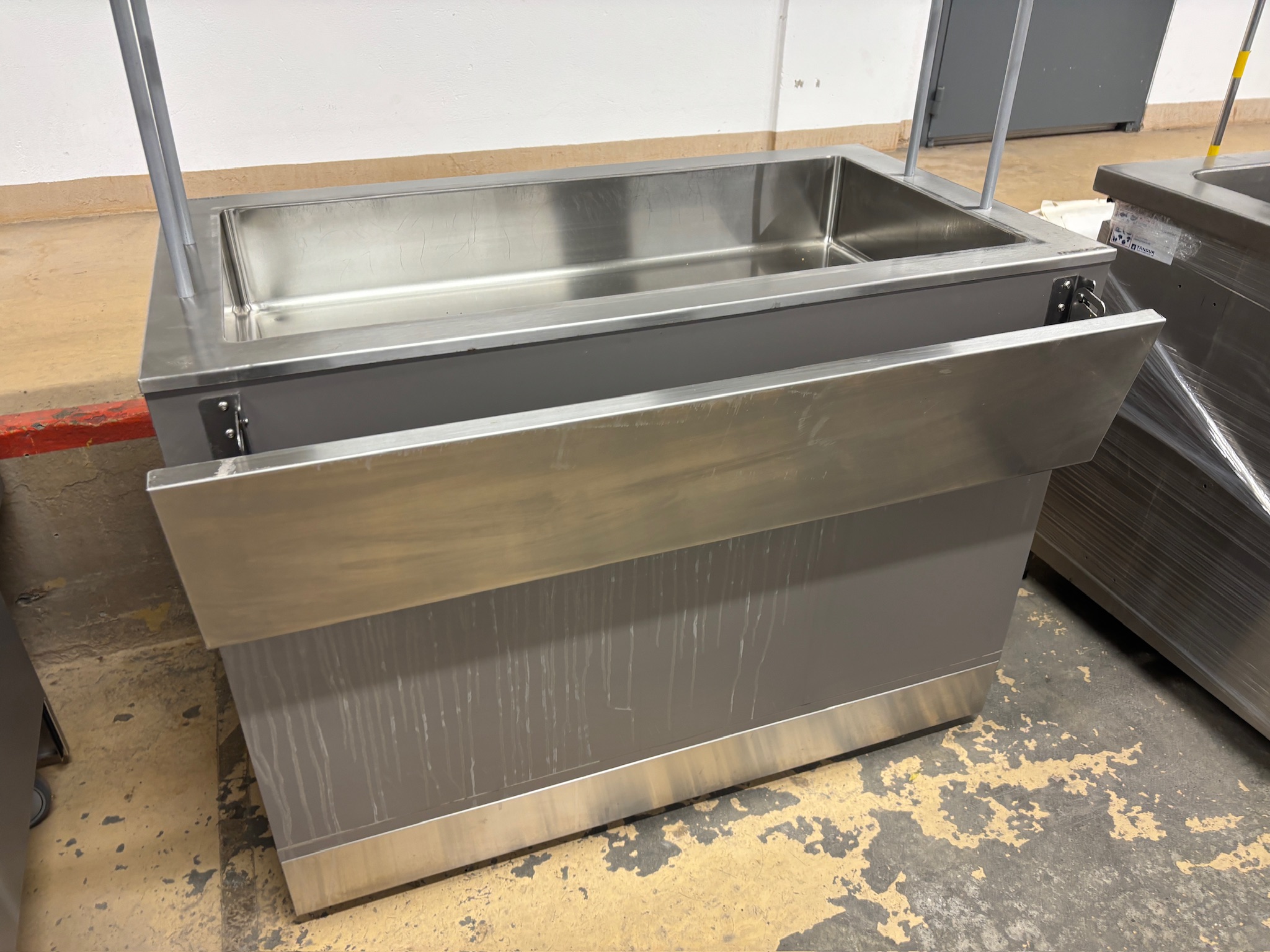 SELT / SOLD Metos salatbar B120xD65/115xH90/128 sm. 6