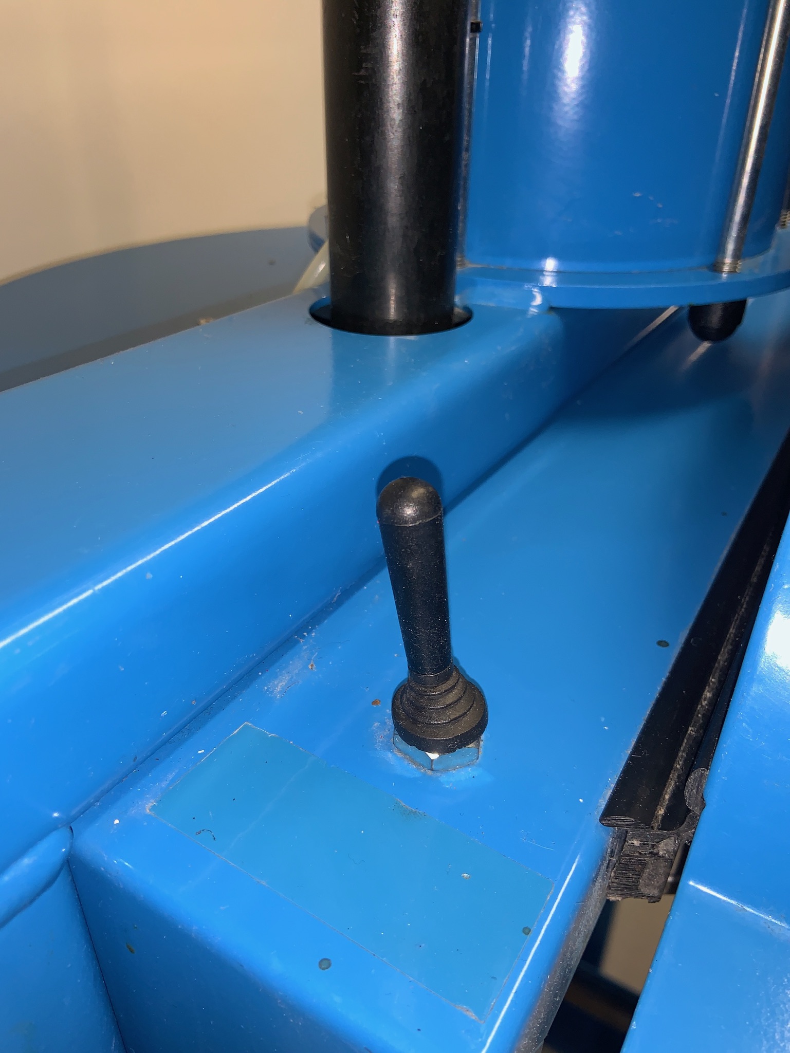 SELT / SOLD Mil-tek ruslapressa 9