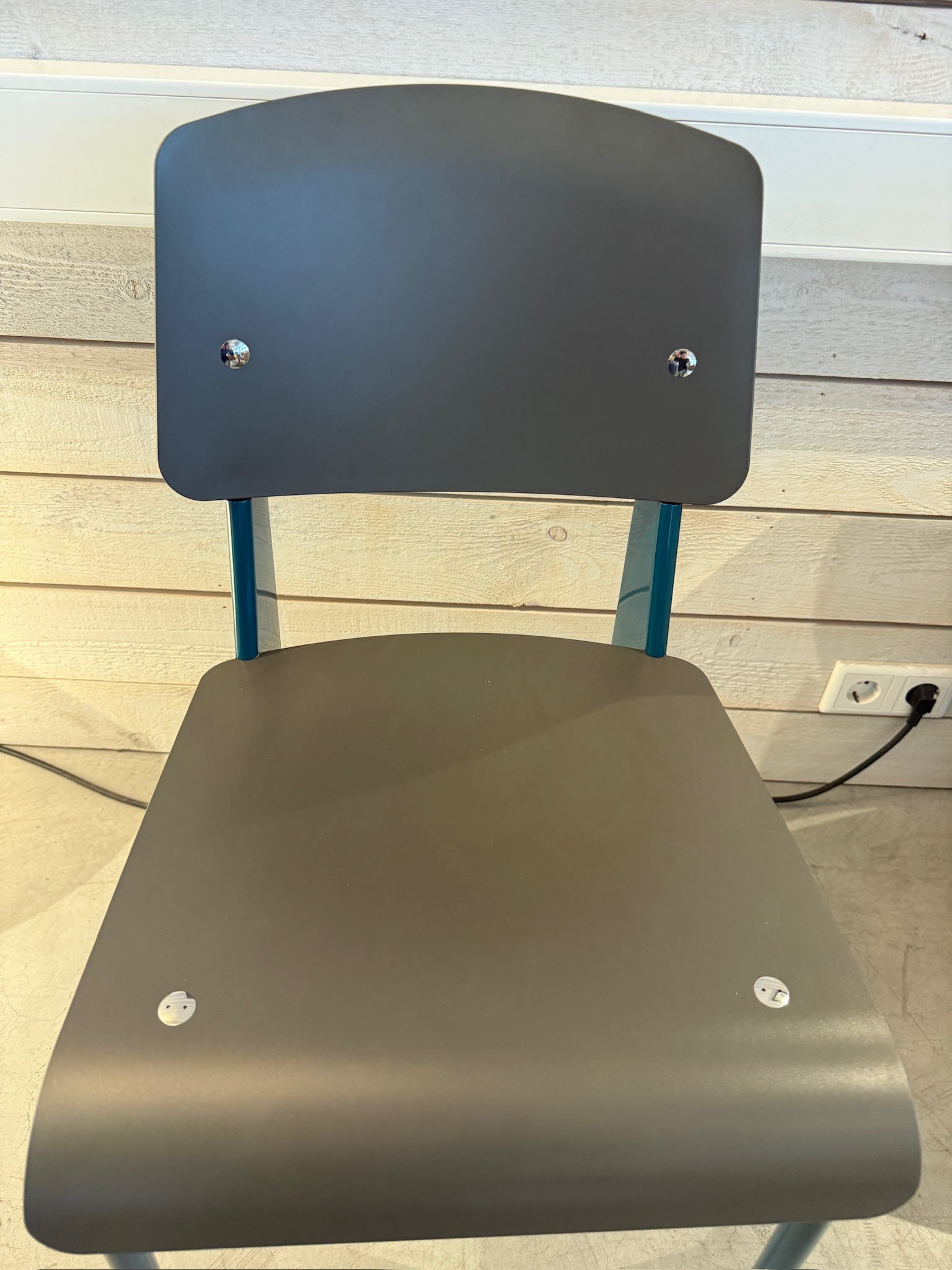 SELT / SOLD Vitra stóll frá Pennanum - Sem nýr 5