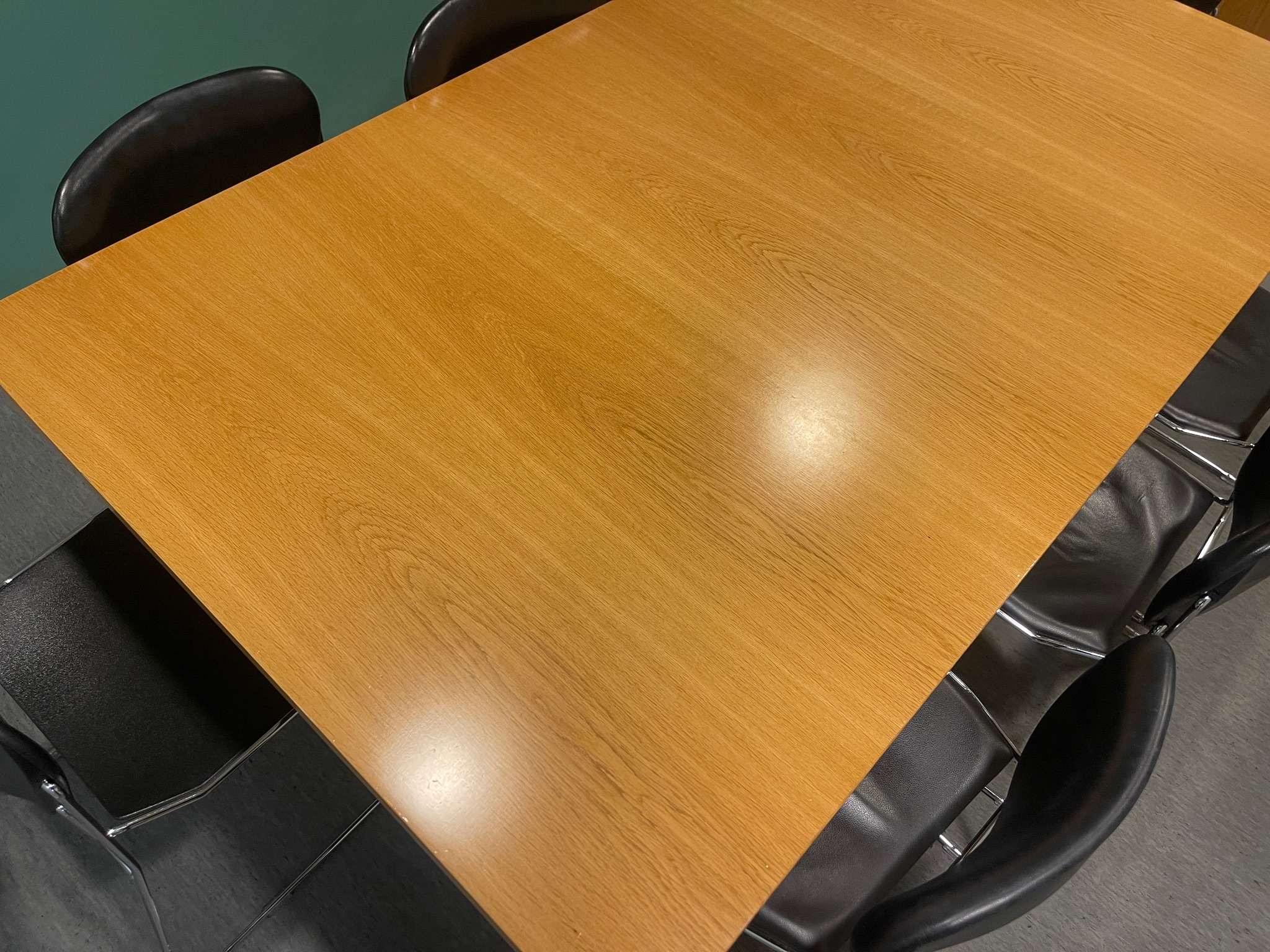 SELT / SOLD Fundarborð 8-10 manna, L210 x B120 sm. 5