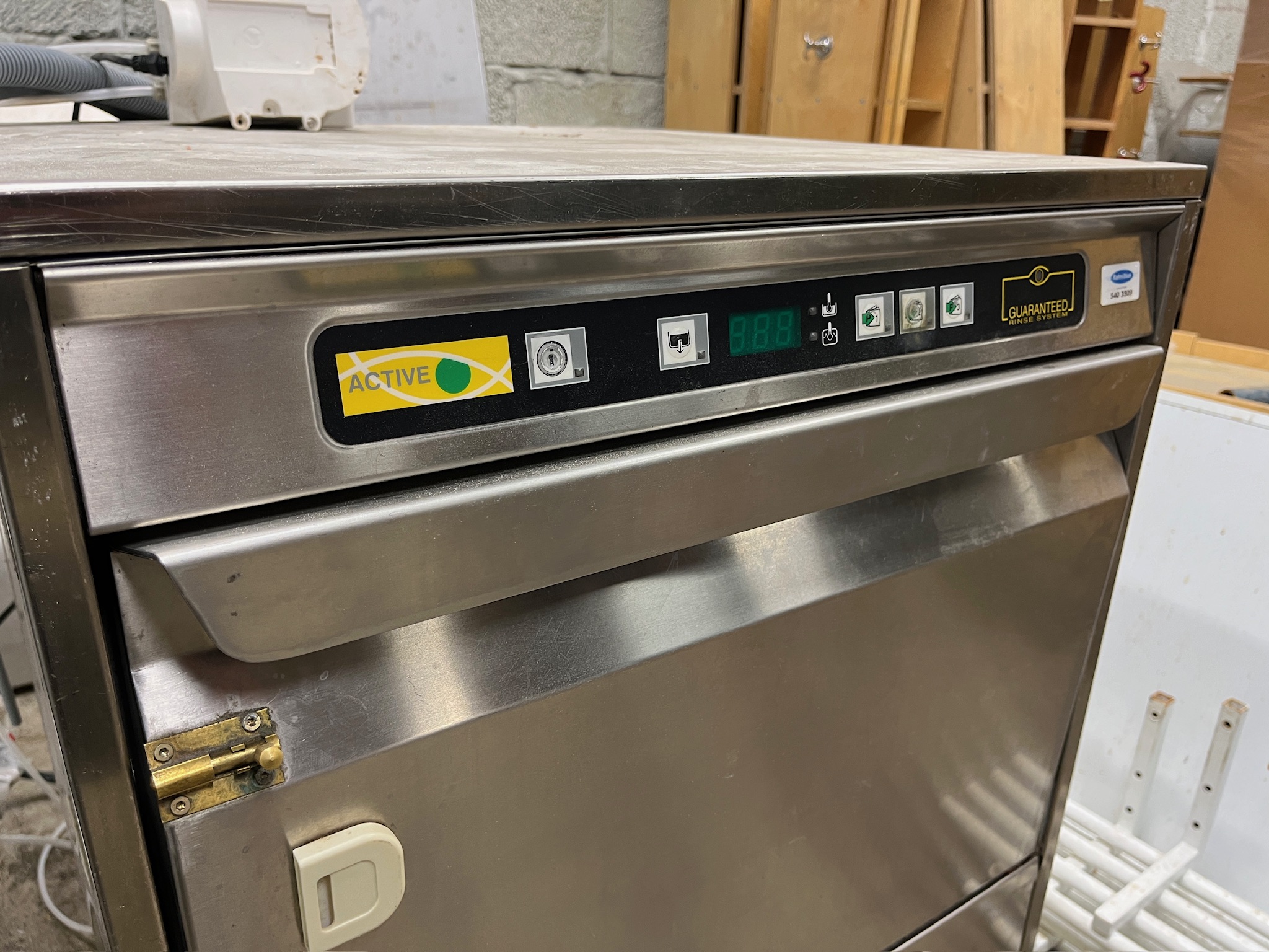 SELT /SOLD Zanussi undirborðs uppþvottavél, H86 x B60 x D61 sm. 3