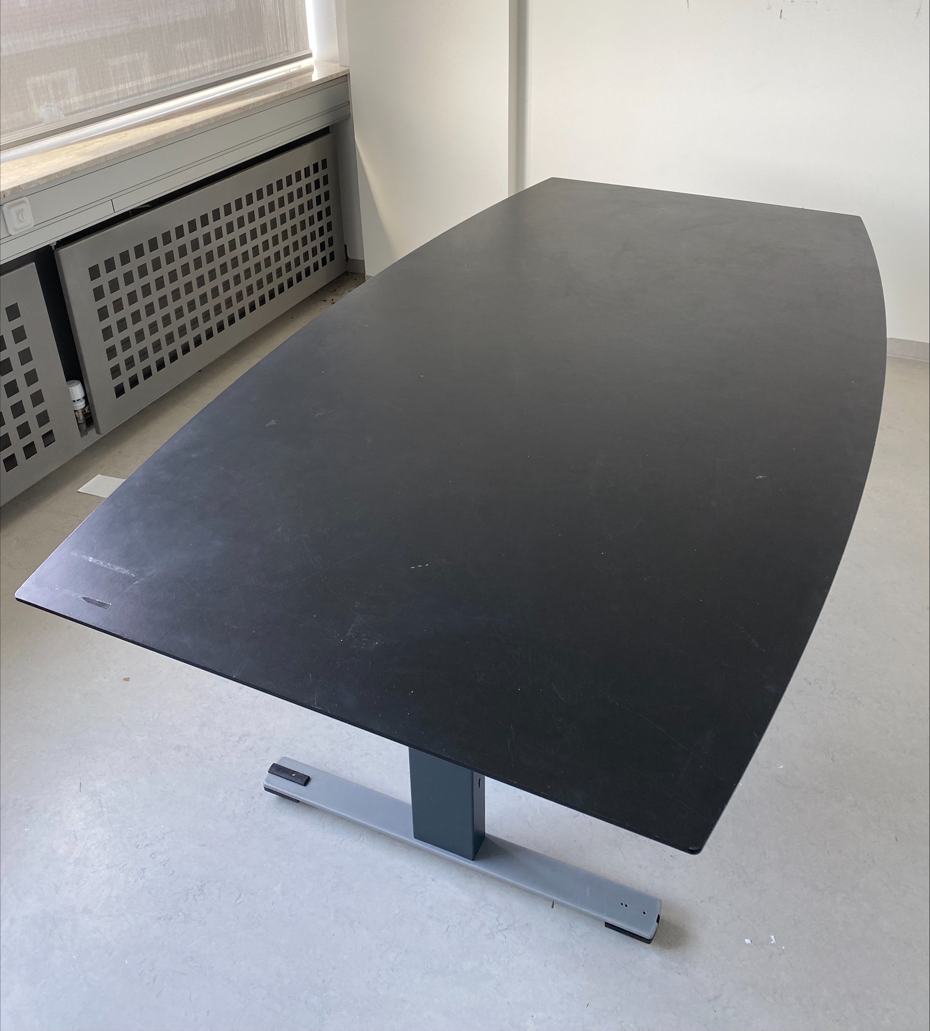 SELT / SOLD Fundarborð - 6 manna - 205 x 110 sm. 2