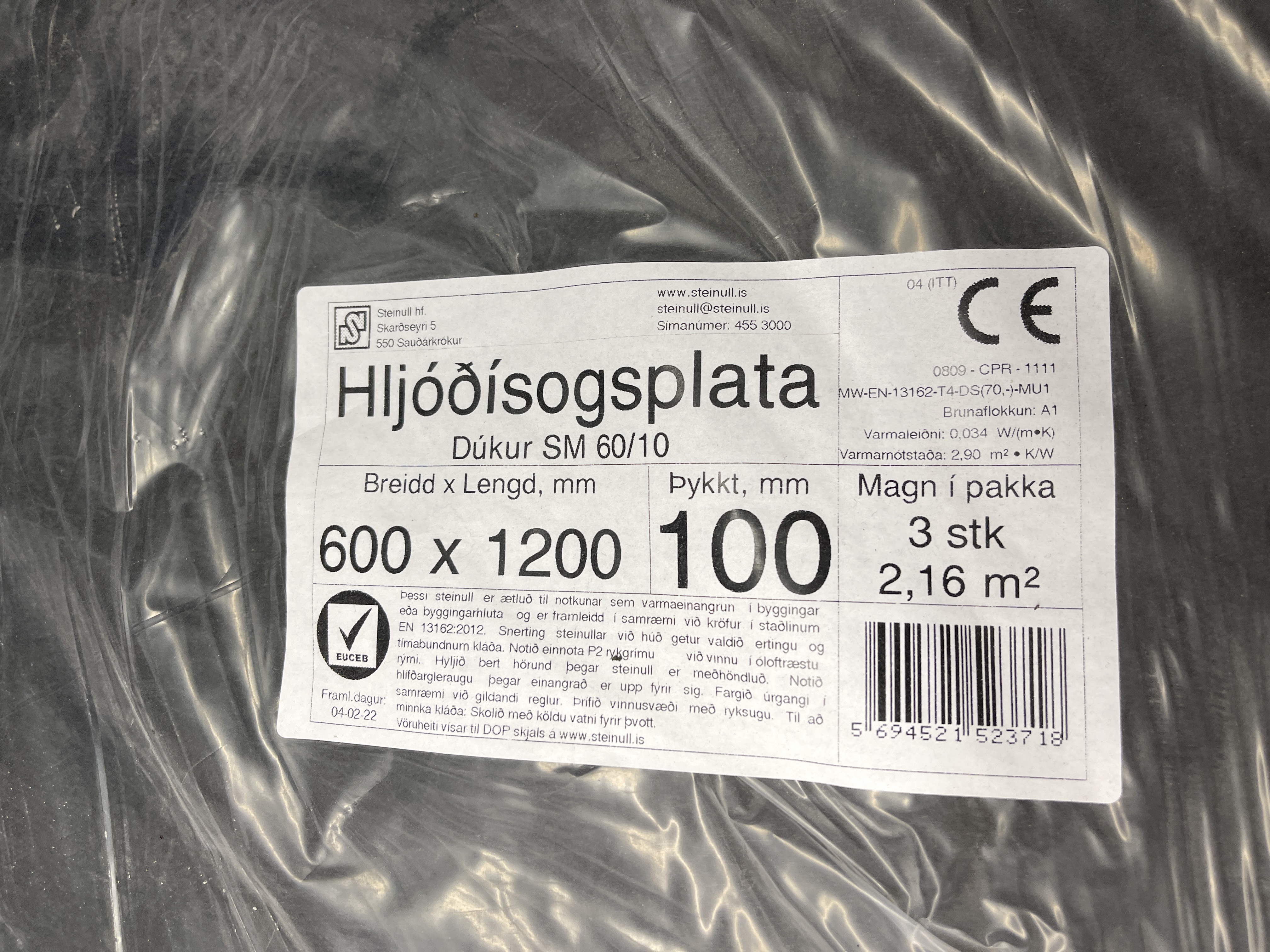 SELT / SOLD Hljóðísogsplata 1200 x 600 mm 100mm þykkt - 28 fm. 2