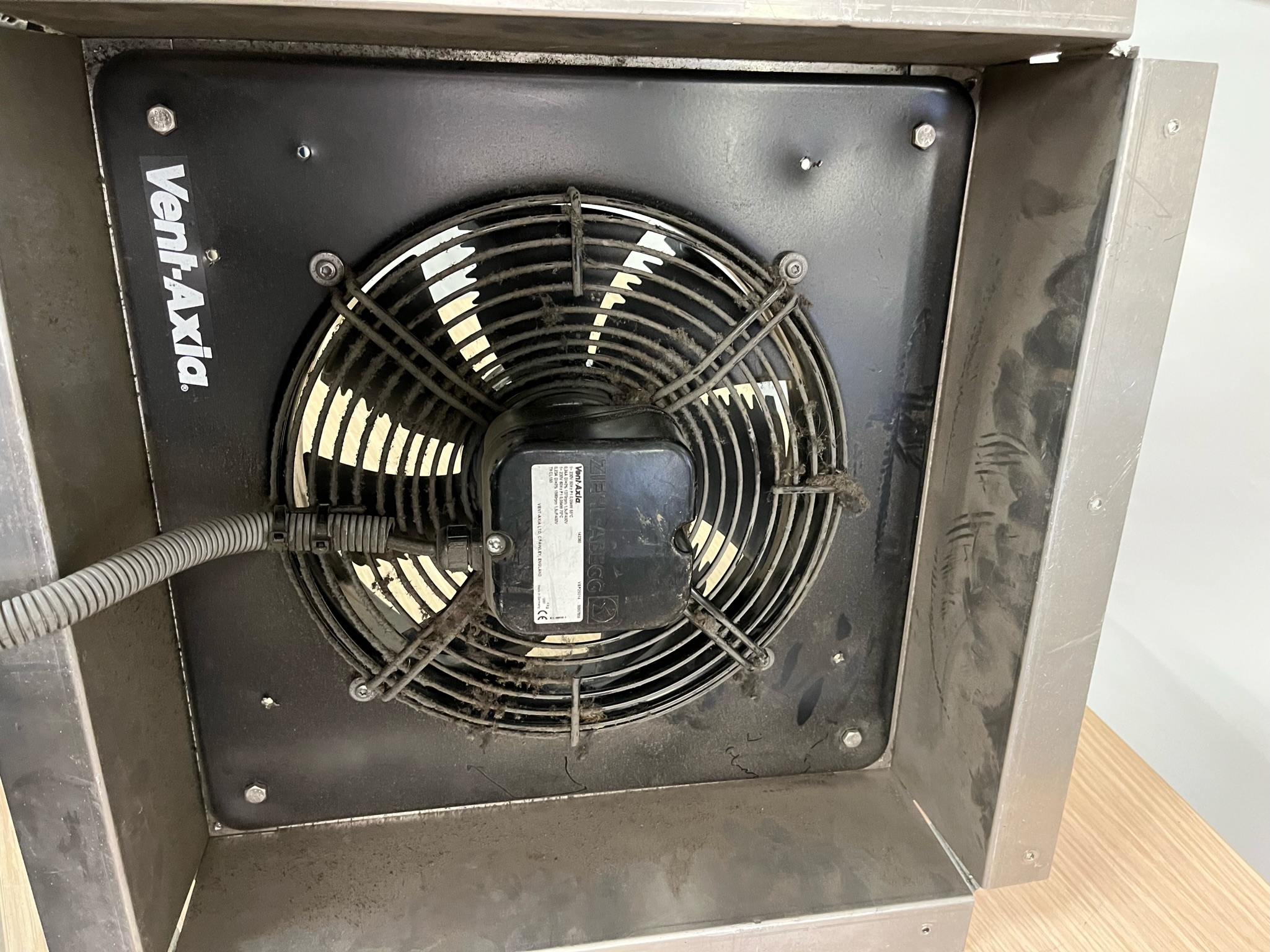SELT / SOLD Vent-Axia THCL 155 vifta 3
