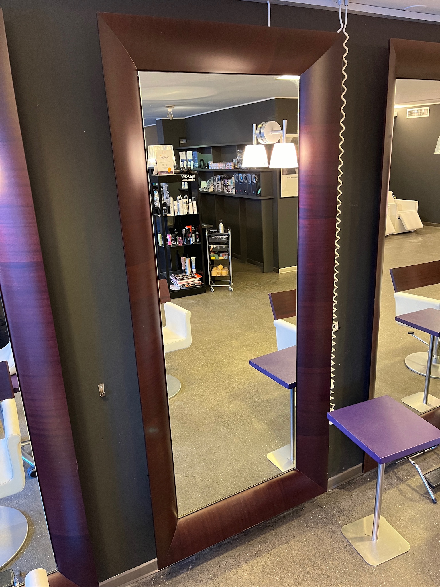 SELT / SOLD - Spegill með innbyggðu ljósi, H212;x B93;x D11 sm.