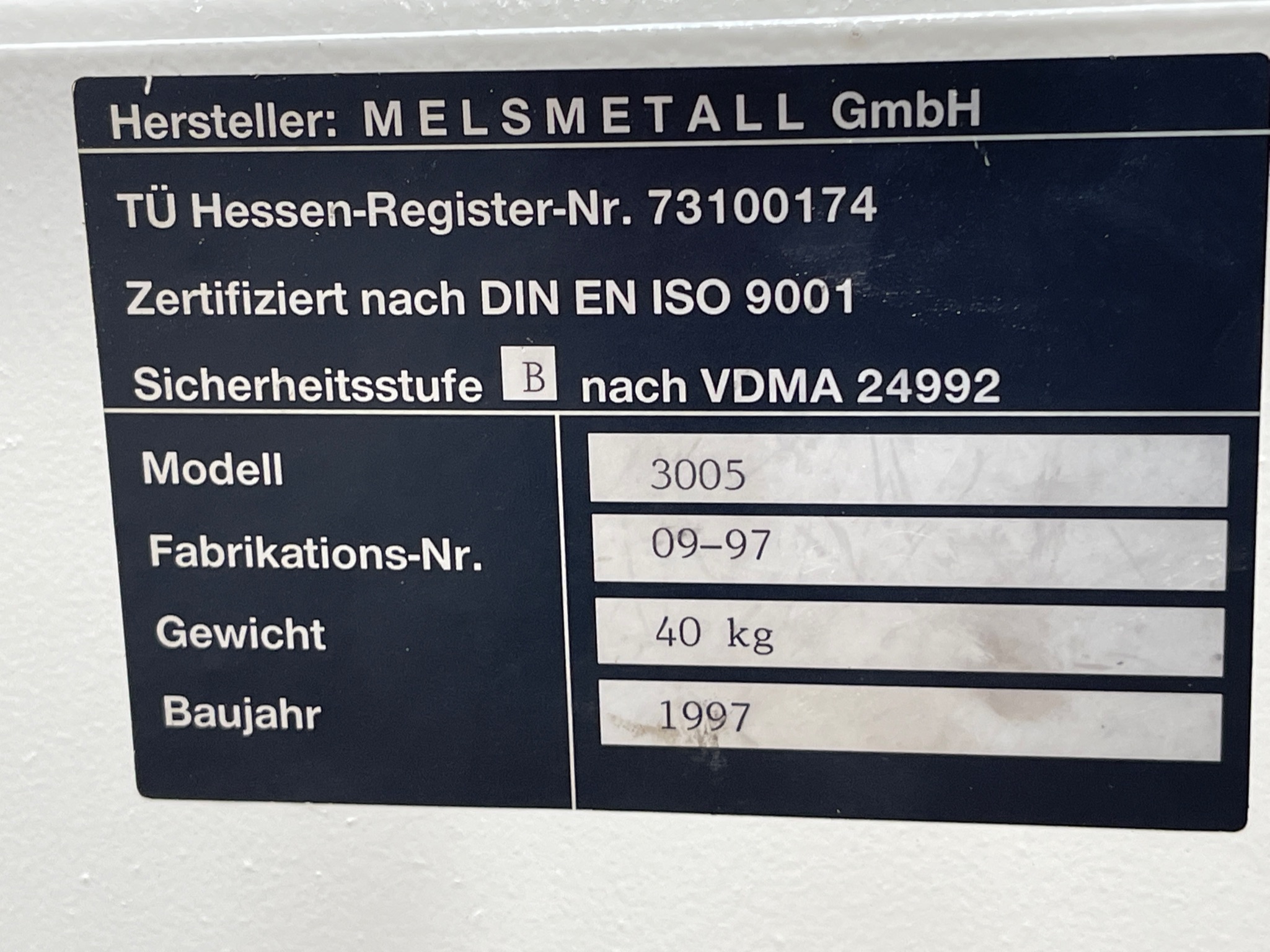 SELT - Verðmætaskápur - H: 33sm B: 45sm D: 39sm 6