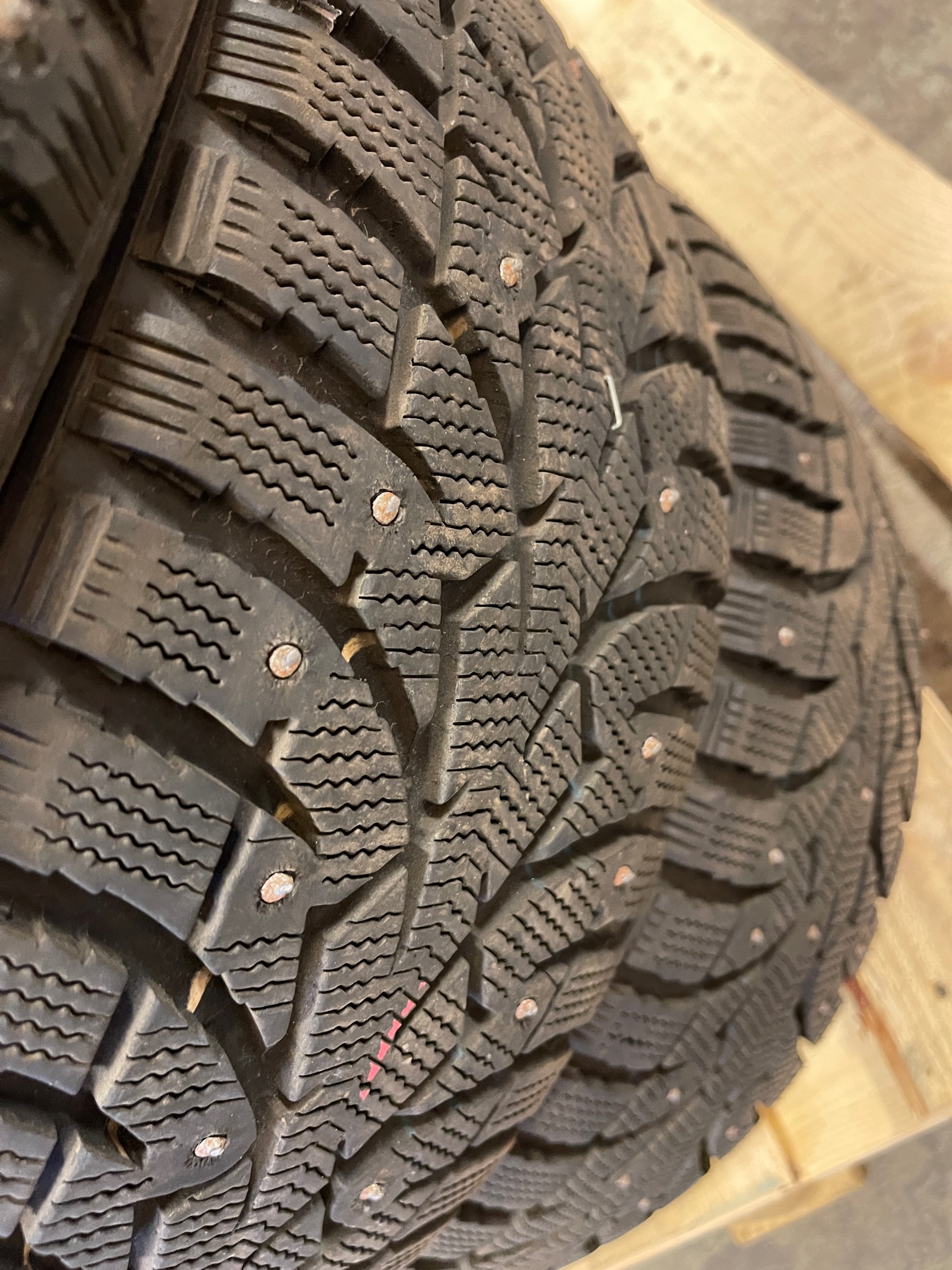 SELT / SOLD TOYO Opserver G3 ICE 195/45 R16 Negld 3