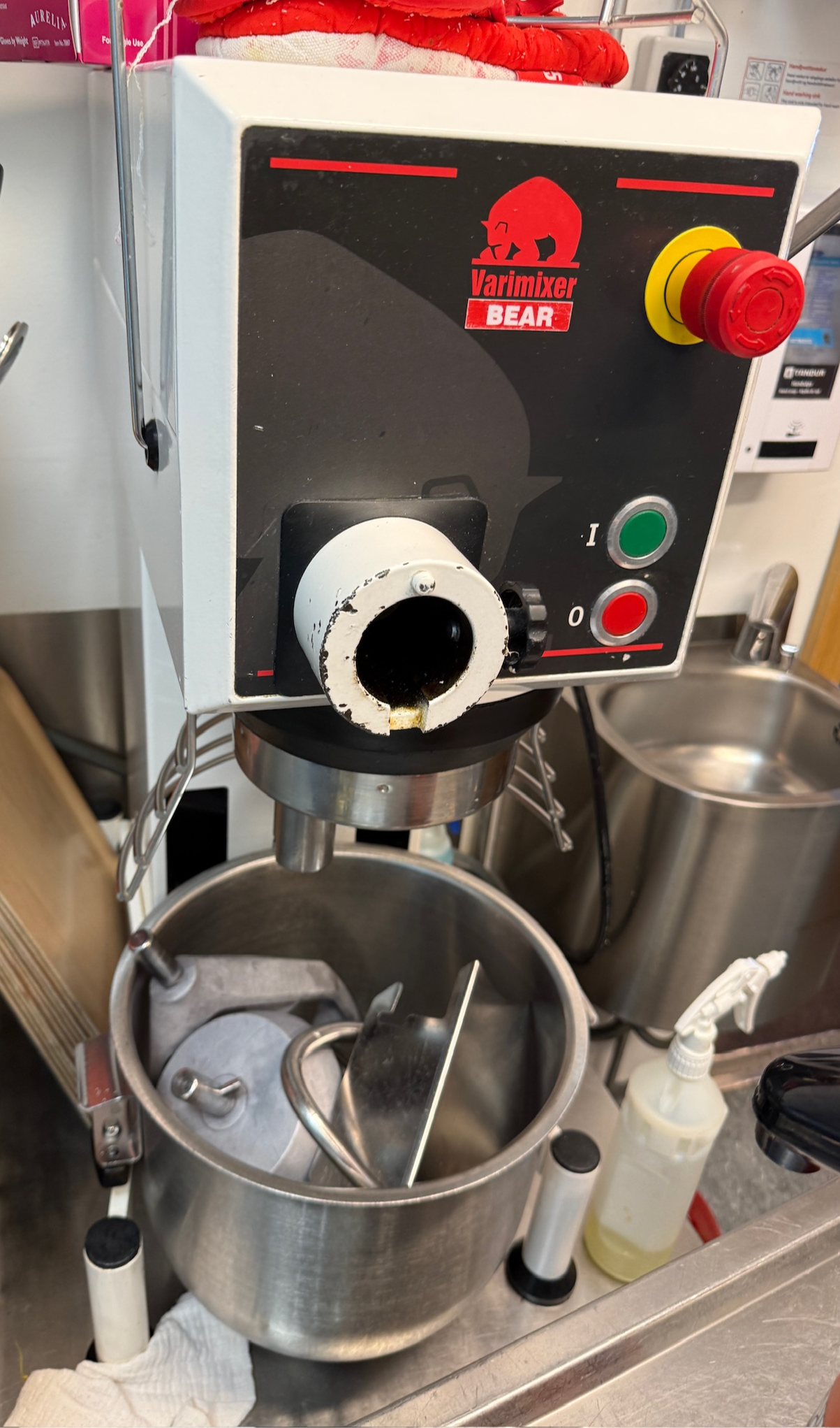 SELT / SOLD Varimixer Bear hrærivél, 20L 4