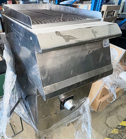SELT / SOLD Olis rafmagnsgrill 400X730 H.870 6