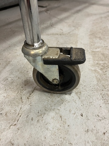 SELT / SOLD - Hilluvagn, B86 x D60 x H120 sm. 4