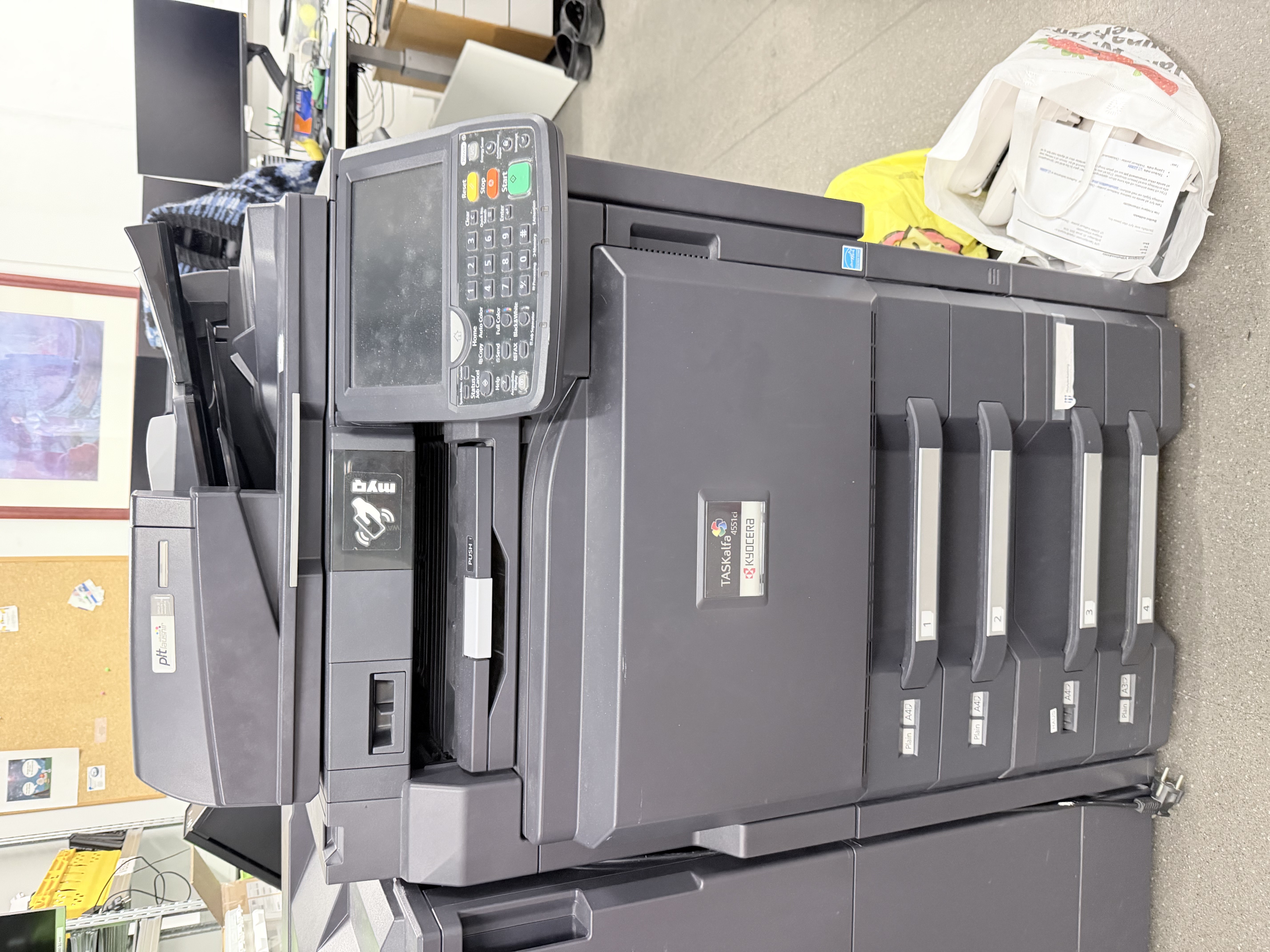 SELT / SOLD Kyocera prentari og ljósritunarvél 2
