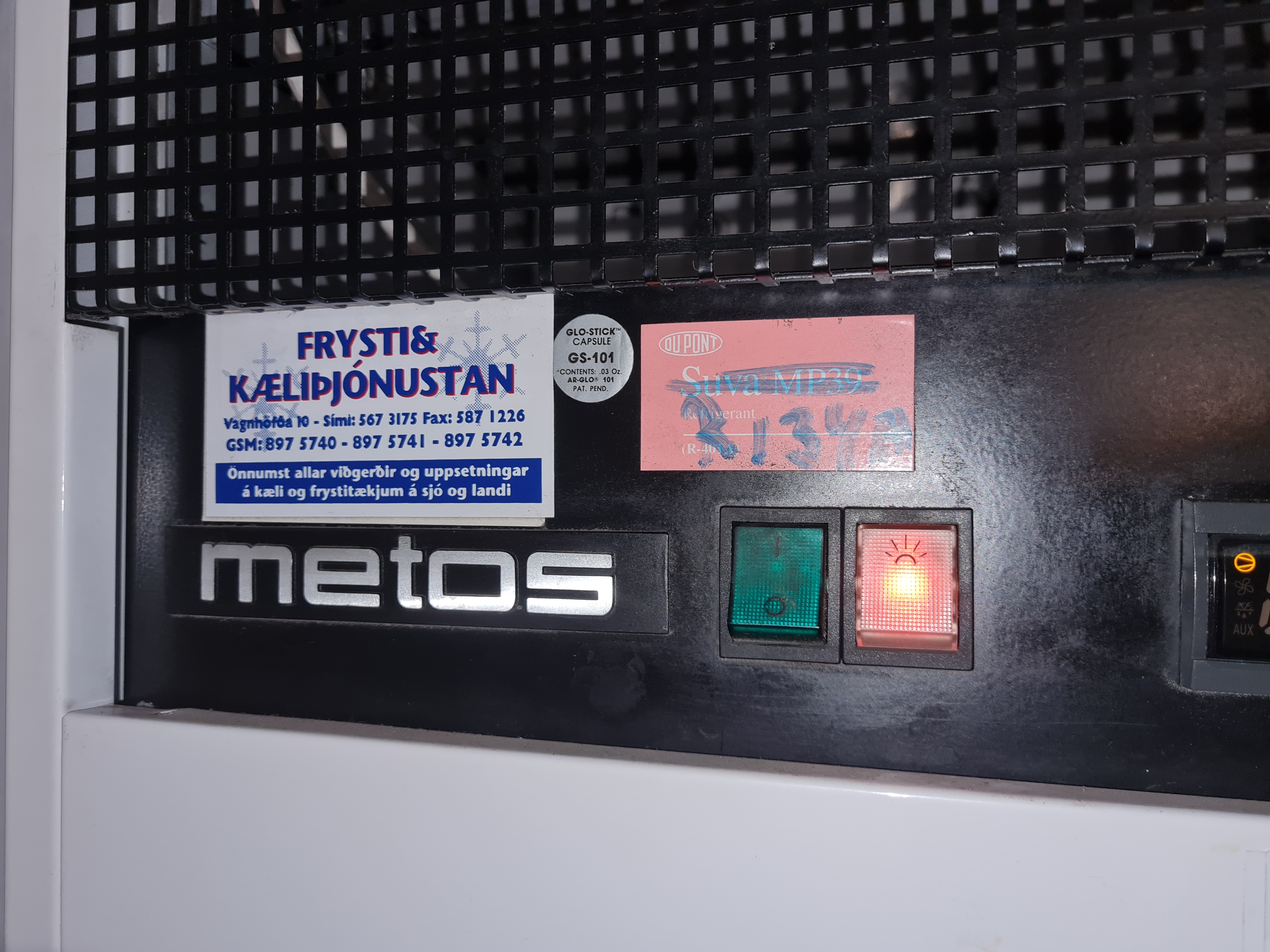 SELT / SOLD - Kæliklefi manngengur - METOS 6