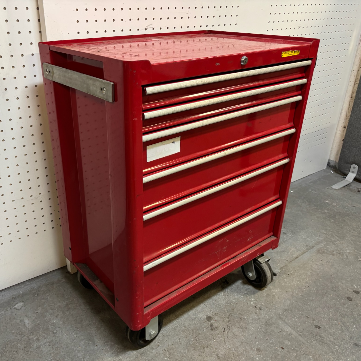 SELT / SOLD Verkfæraskápur, 2+2+2 skúffur