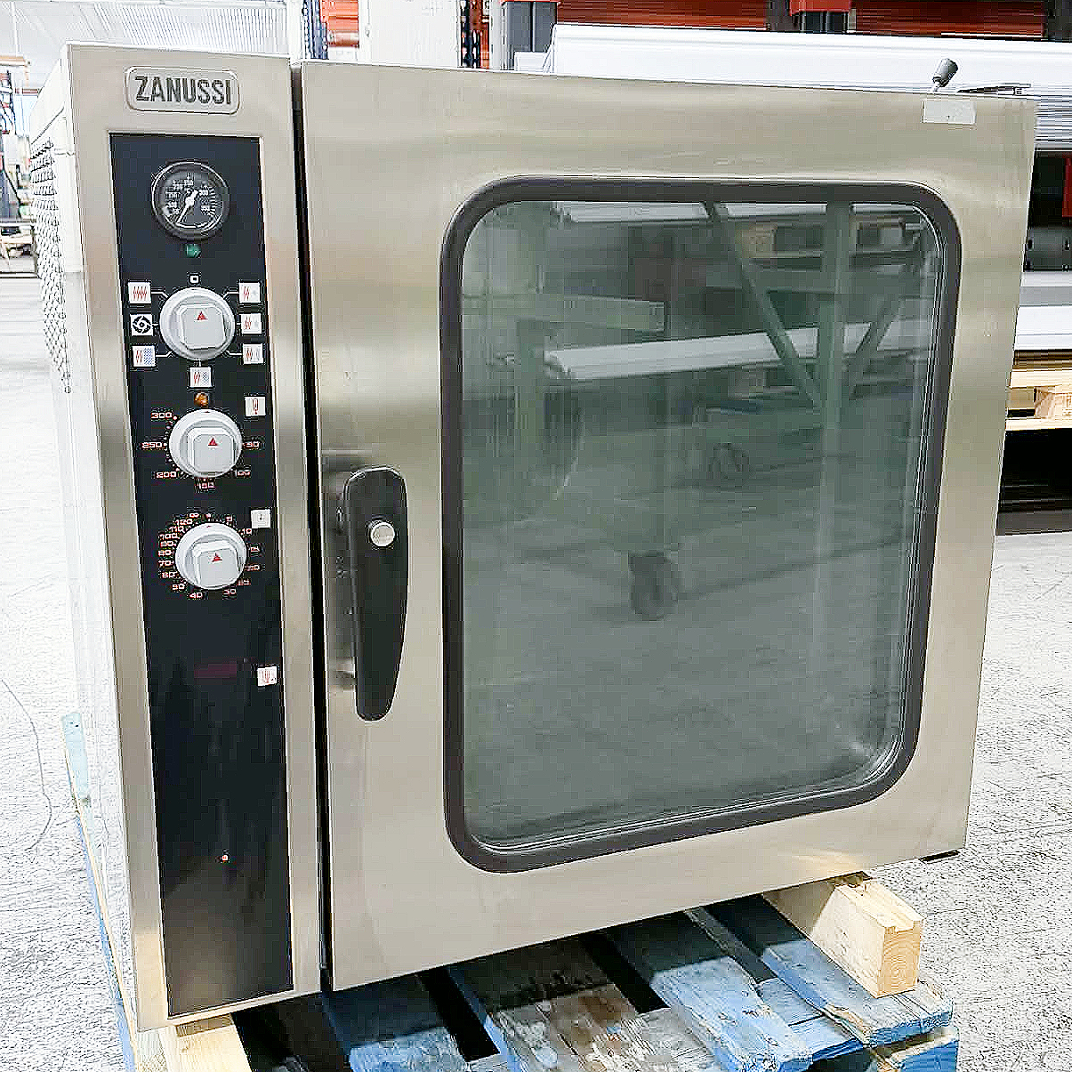 SELT / SOLD Zanussi gufuofn frá BVT, 10 skúffur