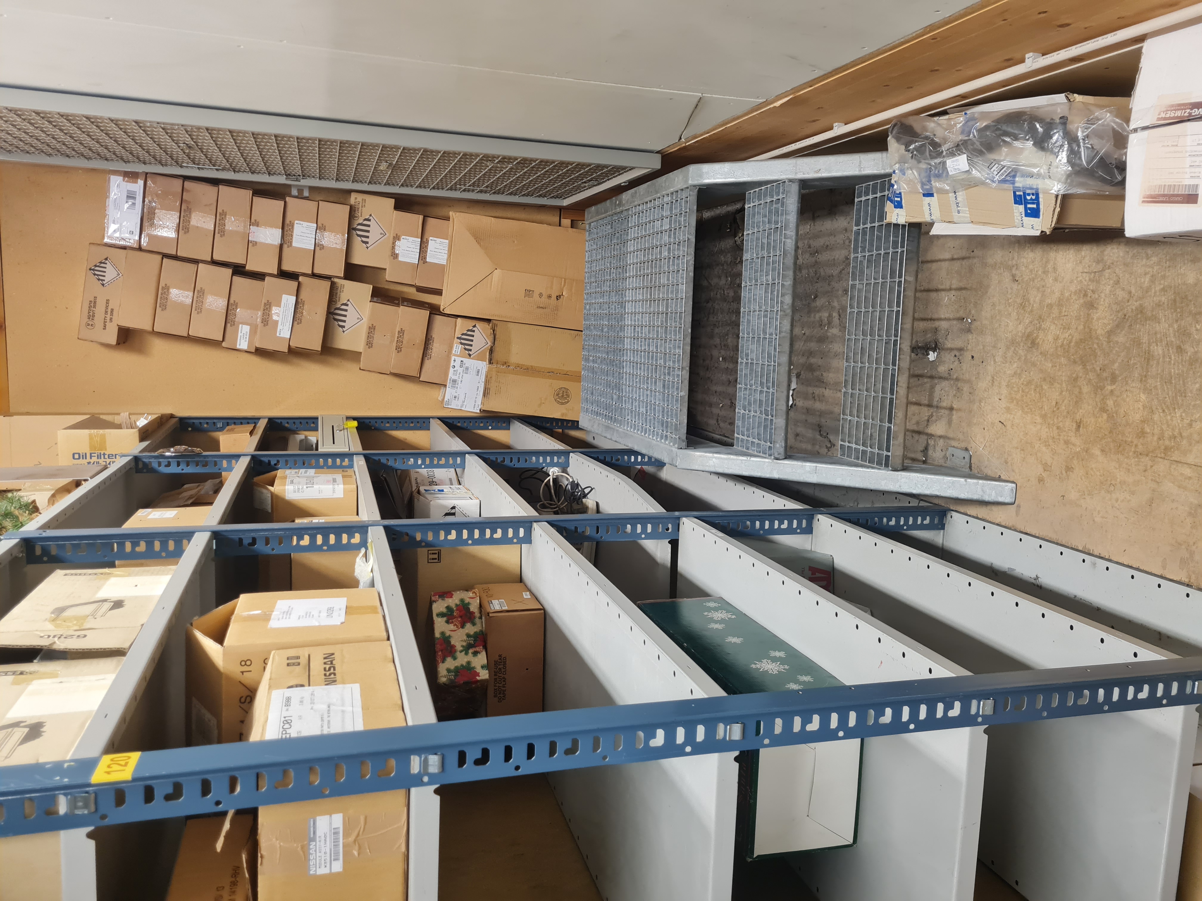 SELT / SOLD - Milliloft um 300 fm. 8
