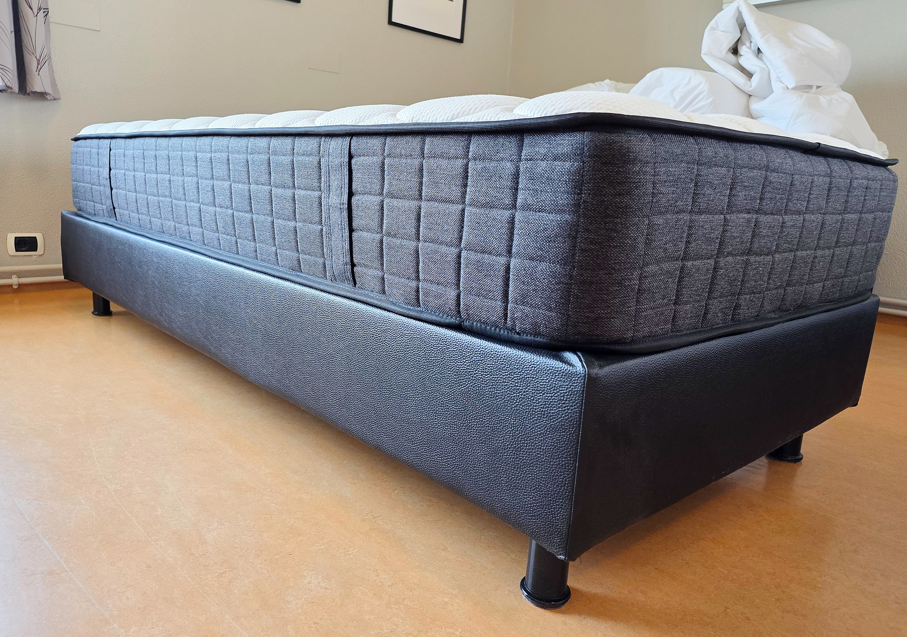 SELT / SOLD Nature's Rest Luxury rúm með botni frá Dorma 6