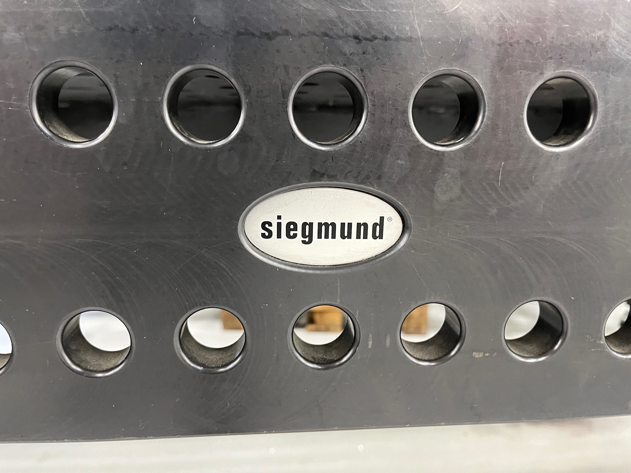SELT / SOLD - Siegmund suðuborð á hjólum, B240 x D120 x H84 sm. 9