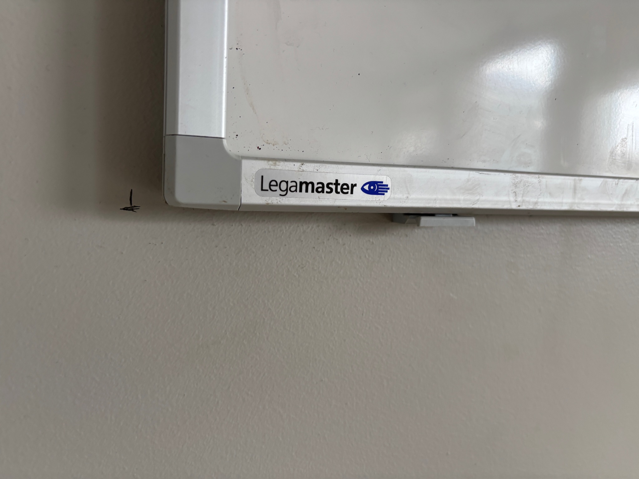 SELT / SOLD Legamaster tússtafla frá Pennanum, B300xH120sm. 5