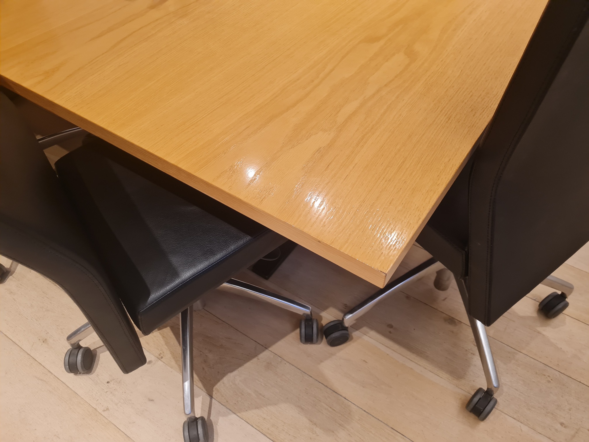 SELT / SOLD Fundarborð, 6 til 8 manna, 240 x 120 sm. 4