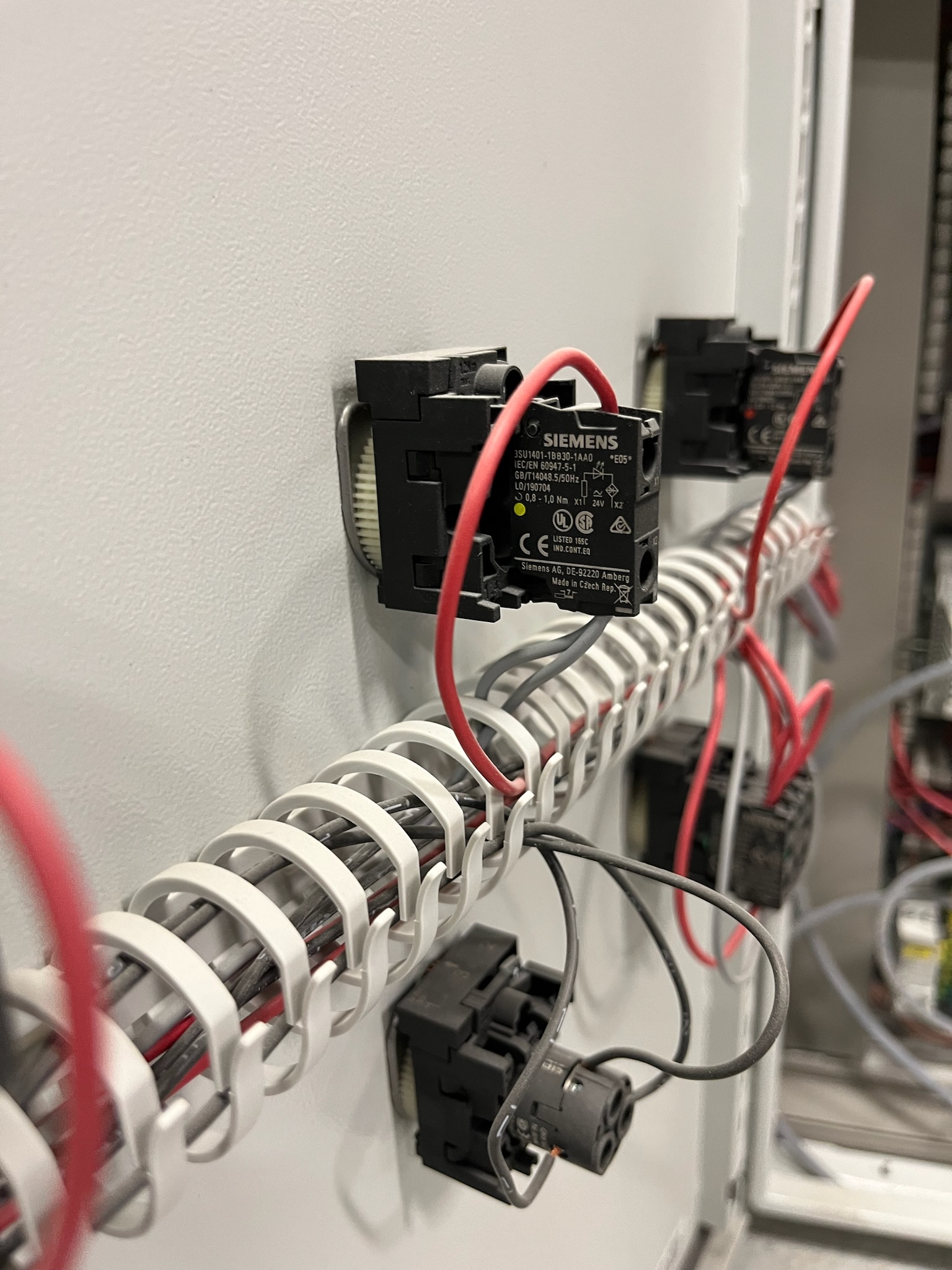 SELT / SOLD Siemens loftræstissamstæða með stjórnborði 11