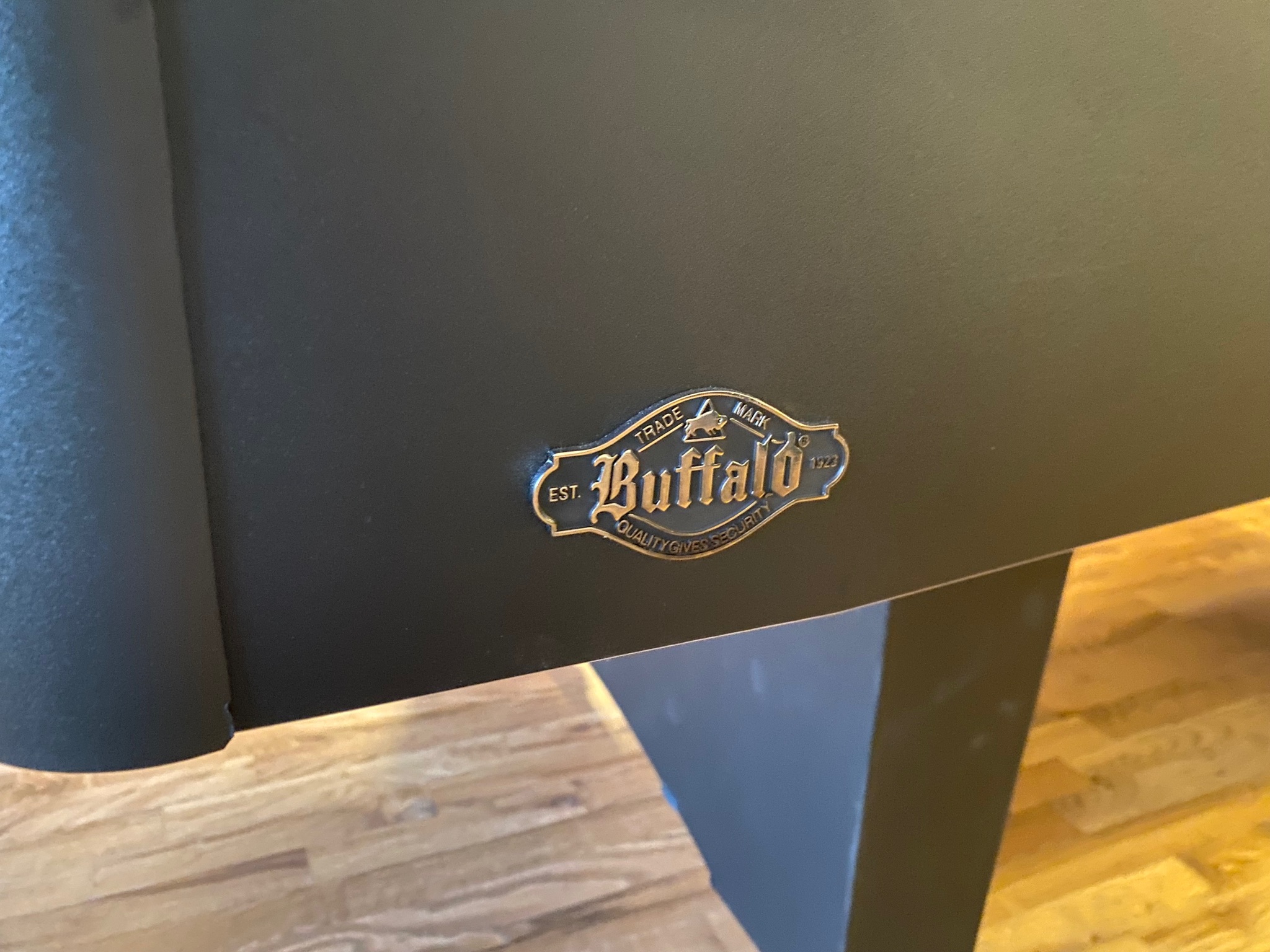SELT / SOLD Buffalo poolborð - 8 fet - kúlur,2 kjuðar,kjuðastandur 7