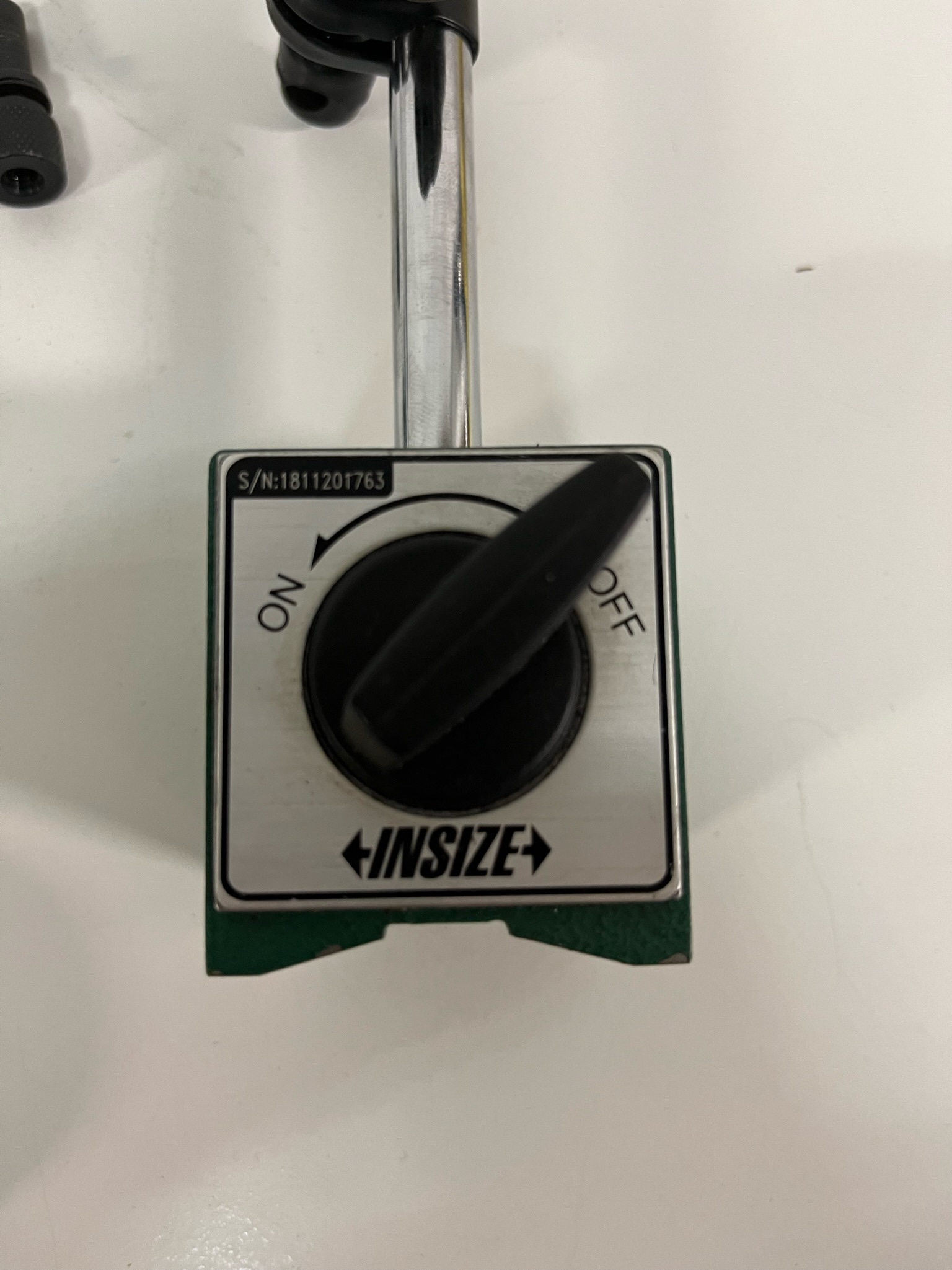 SELT / SOLD Mælitækjasett frá InSize Mag Base & 10mm x 0.01mm Dial Indicator 3