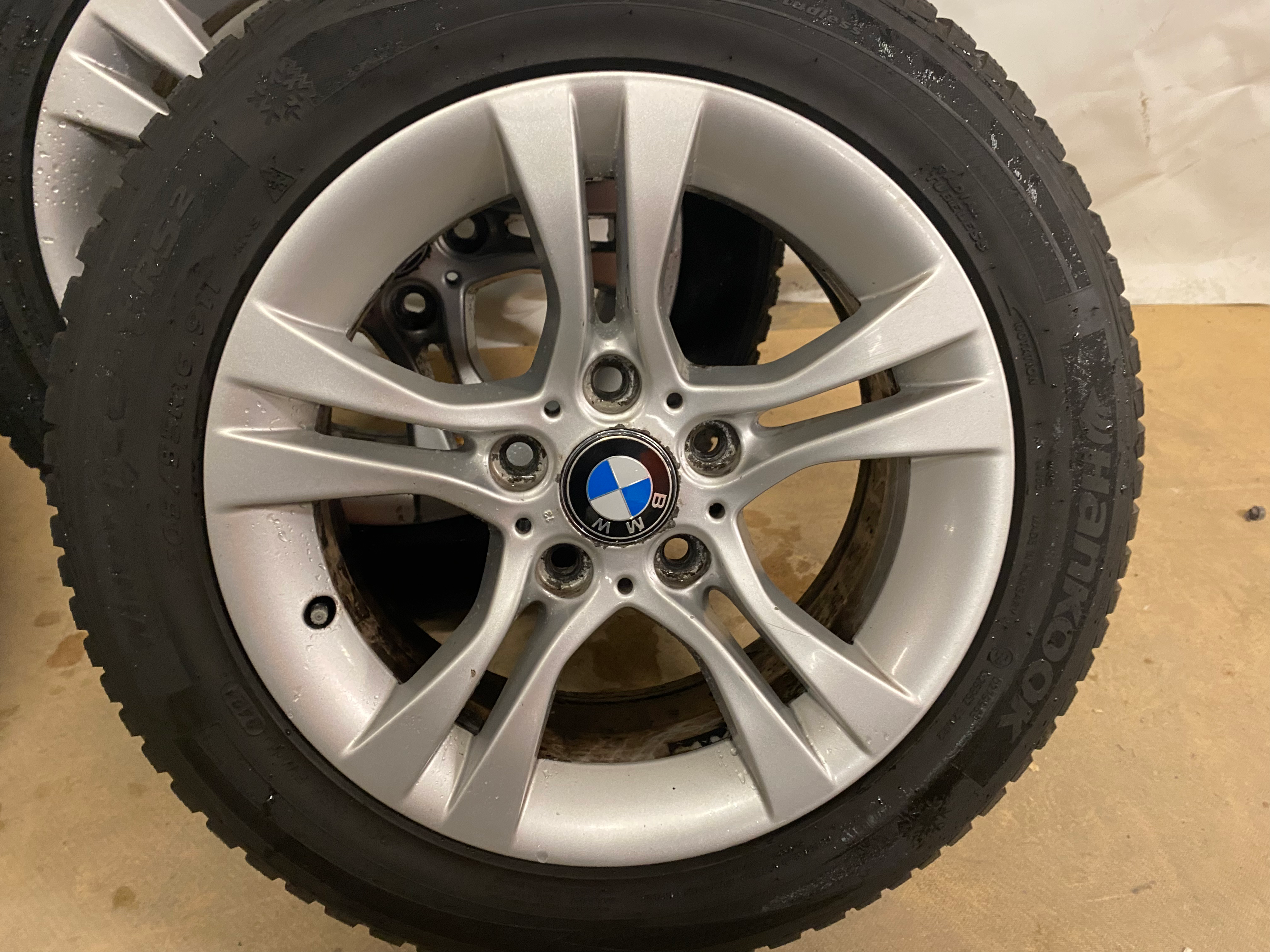 SELT / SOLD Hankook Winter icept RS2 heilsársdekk á álfelgum - 205/55 R16 91T 5