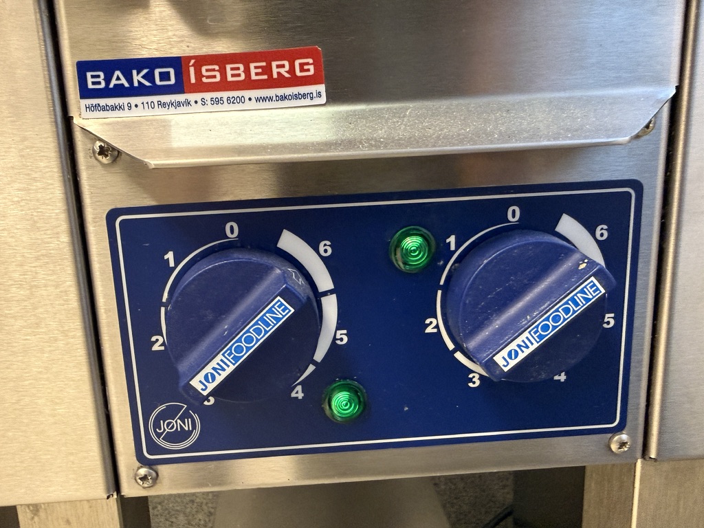 SELT / SOLD Jöni Foodline helluborð, B46xD86xH90sm. 6