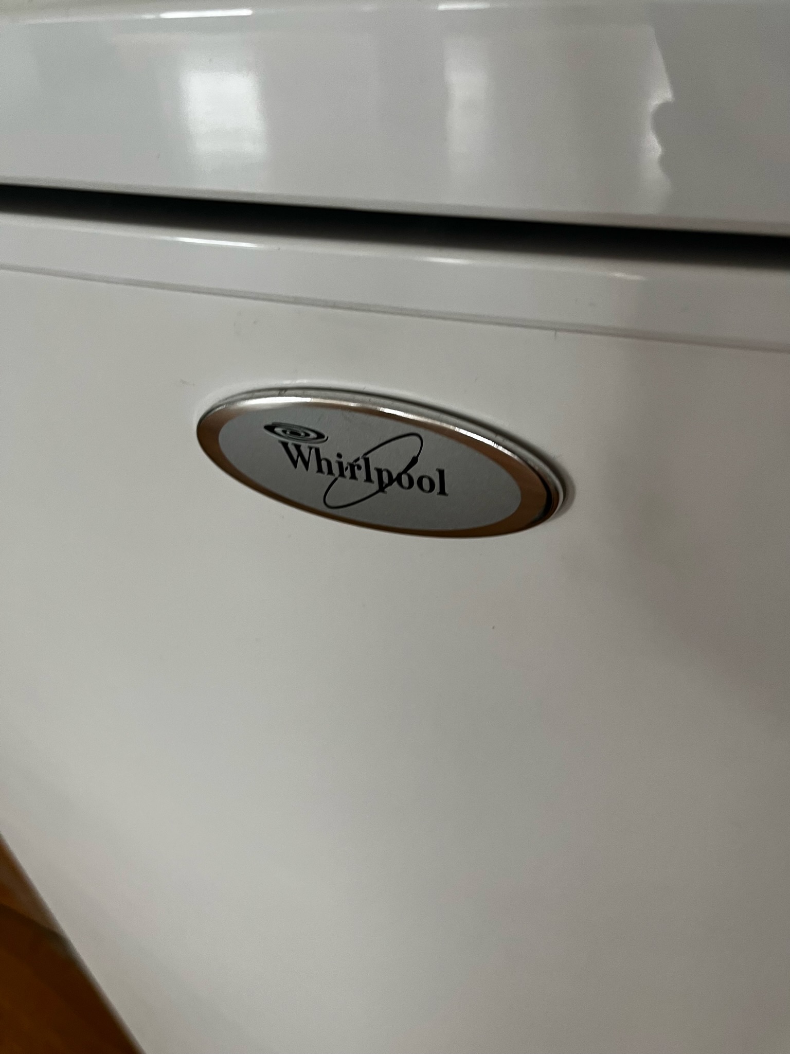 SELT / SOLD Whirlpool A-Class kælir - H80 x B60 4