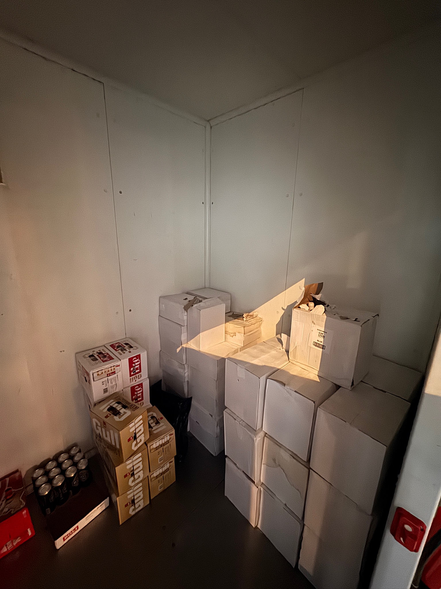 SELT / SOLD Manngengur kælir, 5,7fm. Pnr. 108 5