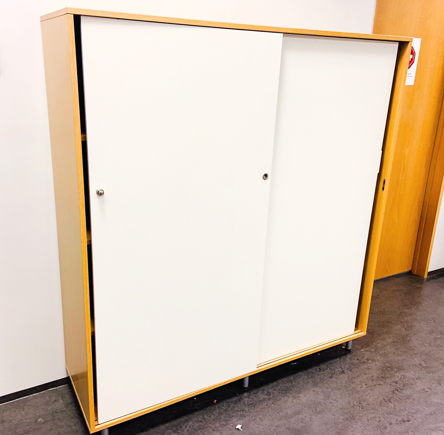 SELT / SOLD ÁG skrifstofuskápur Eik H150 x B160sm - 6 stk til.