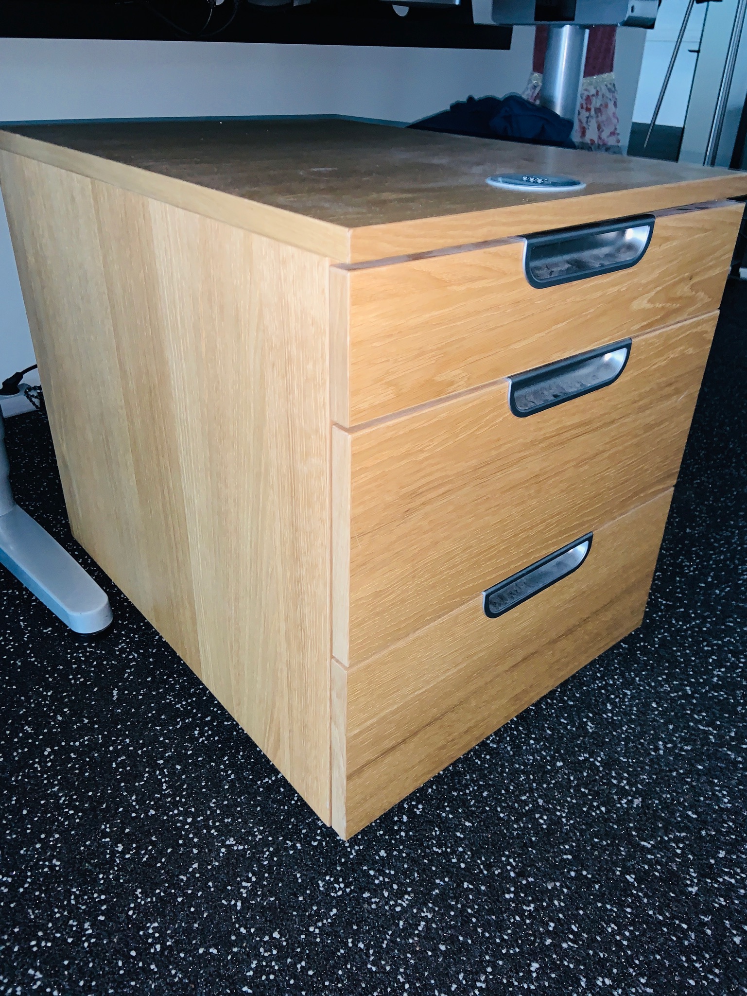 Selt/Endurnýtt- Galant skúffueining á hjólum frá IKEA 2