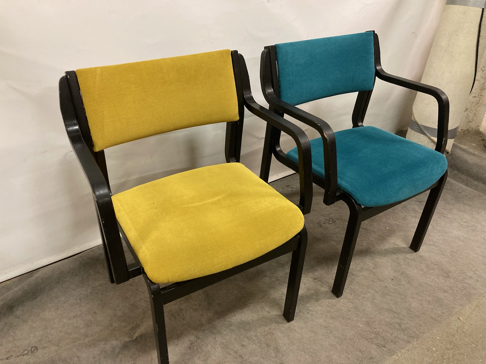 SELT / SOLD Fundarstólar - biðstofustólar - eldhússtólar