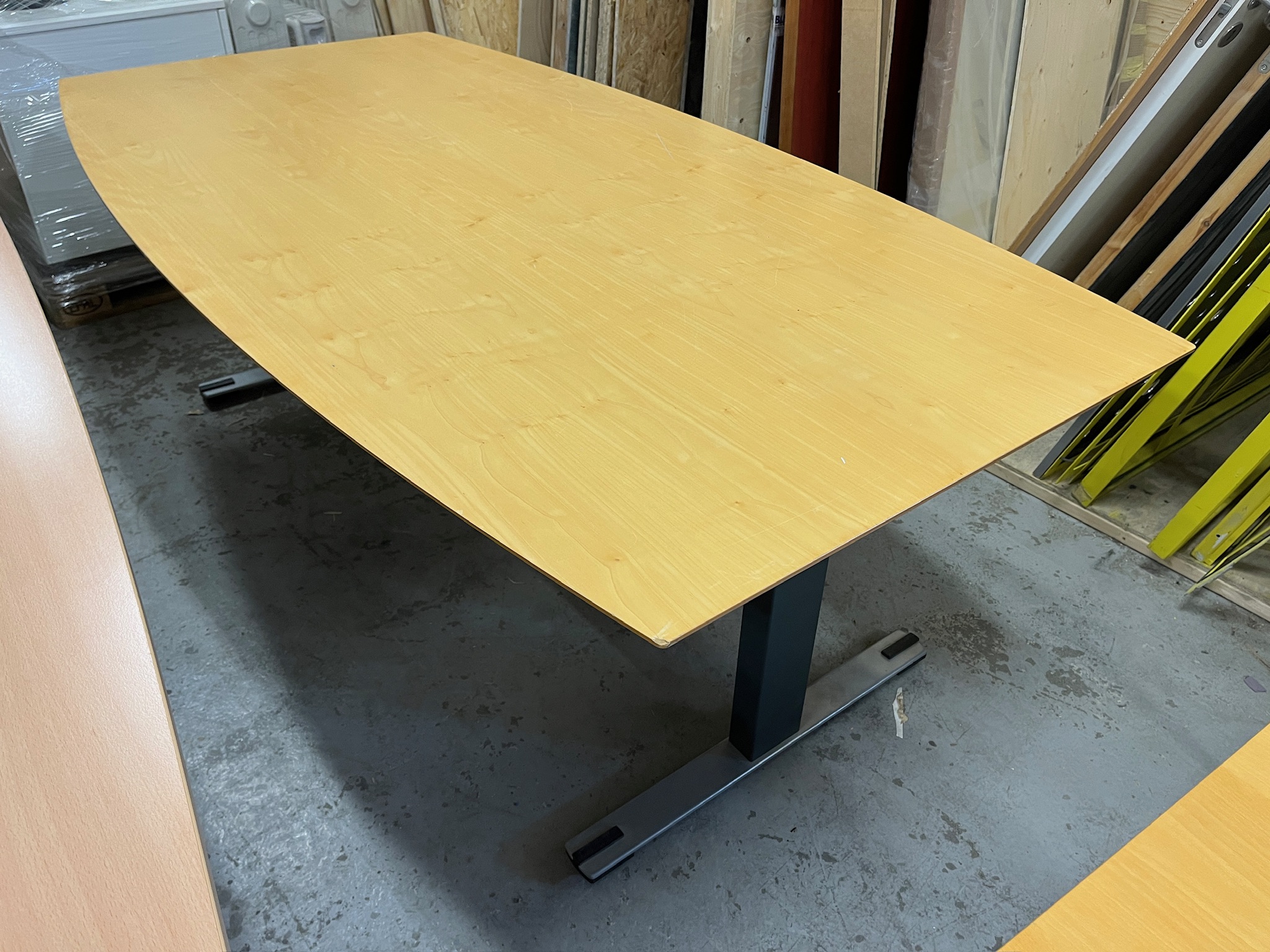 SELT / SOLD Fundarborð, 6 til 8 manna