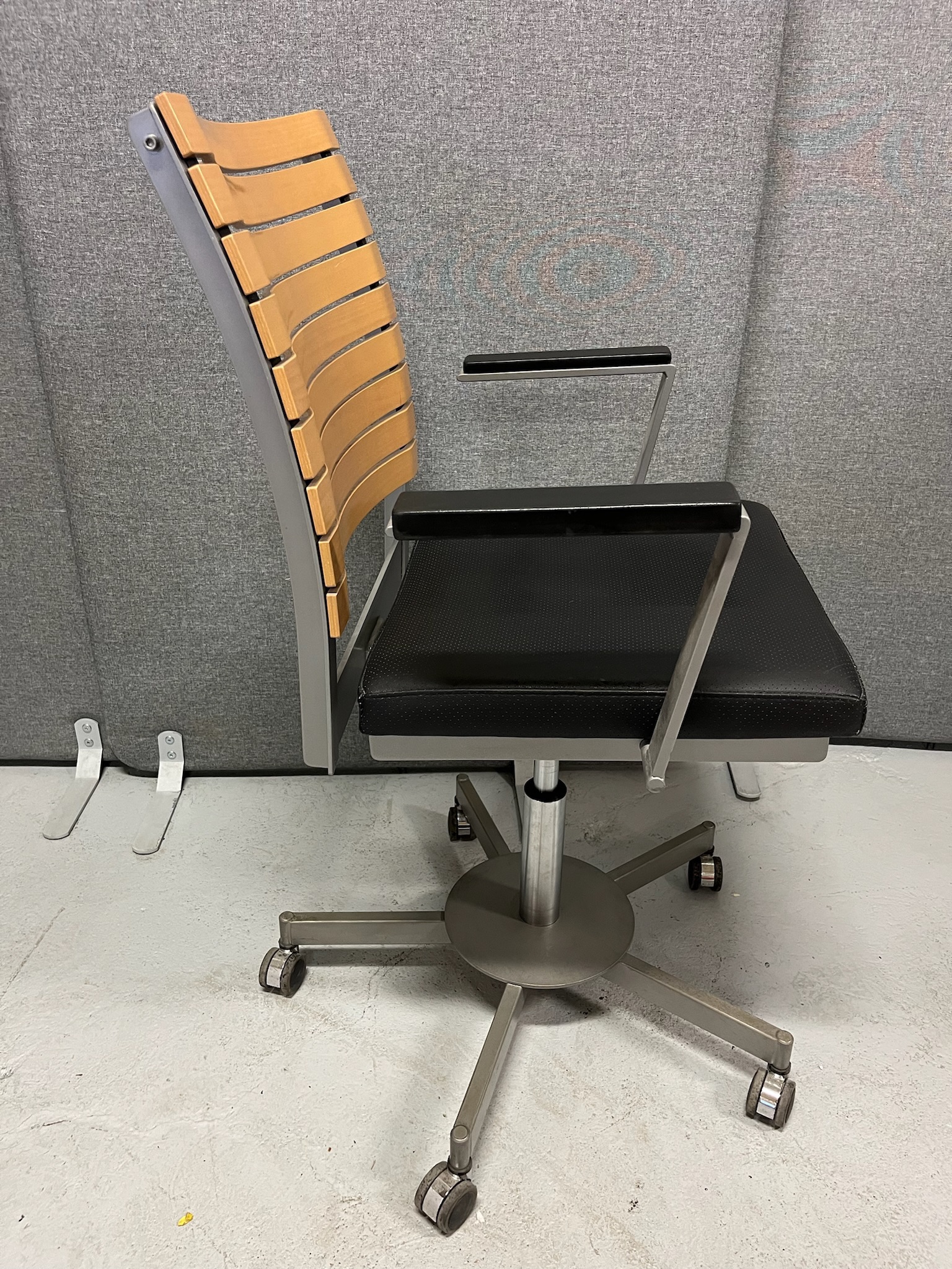 SELT / SOLD Bulo skrifborðsstóll 2