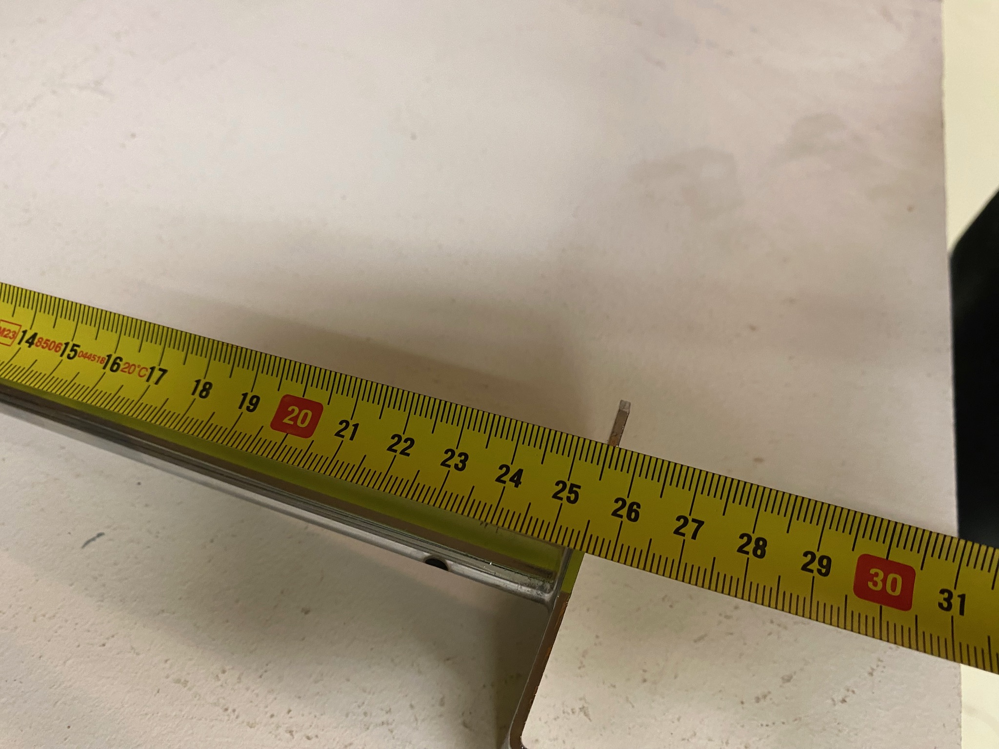 SELT / SOLD Skrifstofuskápar 7