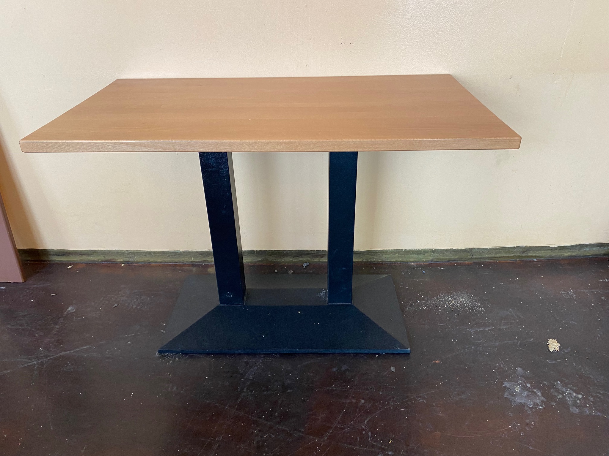 SELT / SOLD -- Eldhúsborð, 110 x 60 sm. (4 stk.) 2