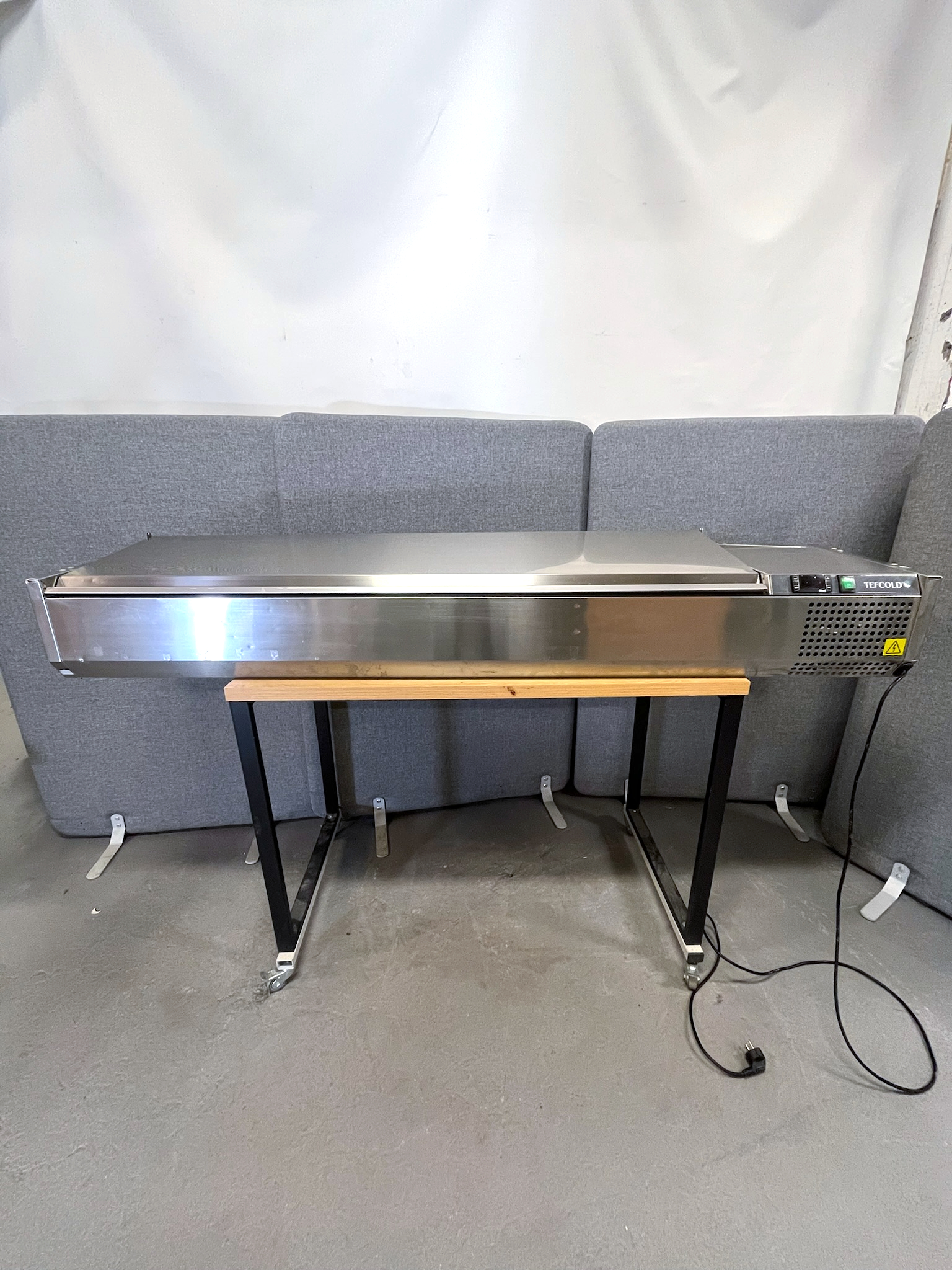 SELT / SOLD Tefcold kælirenna frá BVT, B180xD40sm.