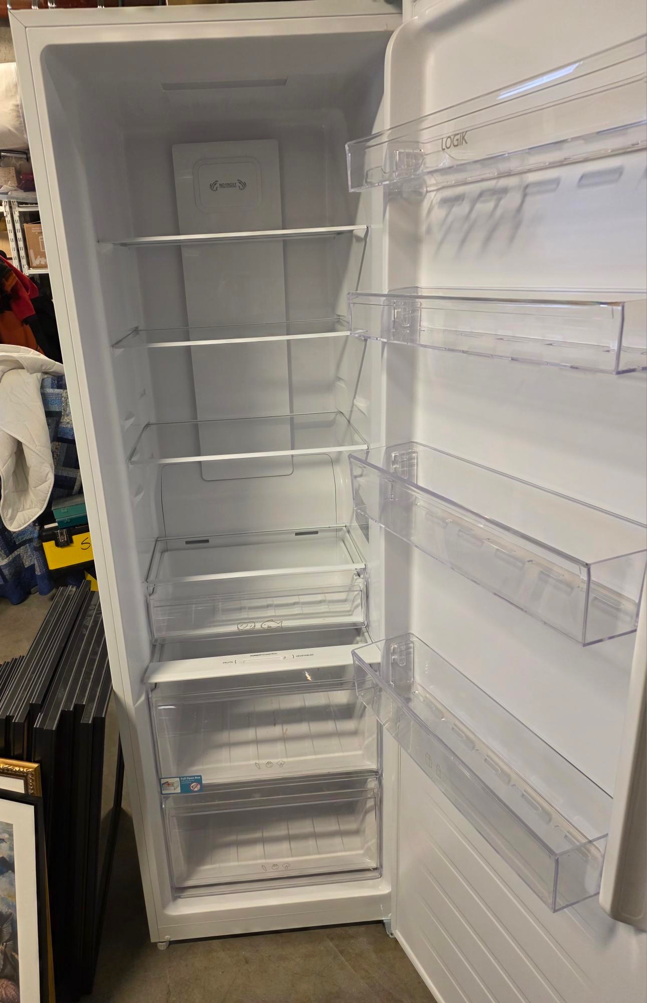 SELT / SOLD Logik kæliskápur frá Elko 5